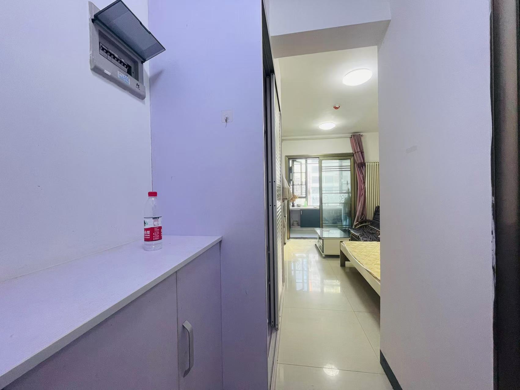 怡海星城 1室1厅1卫 850.0元/月 怡海星城 1室1厅1卫 850.0元/月室内图