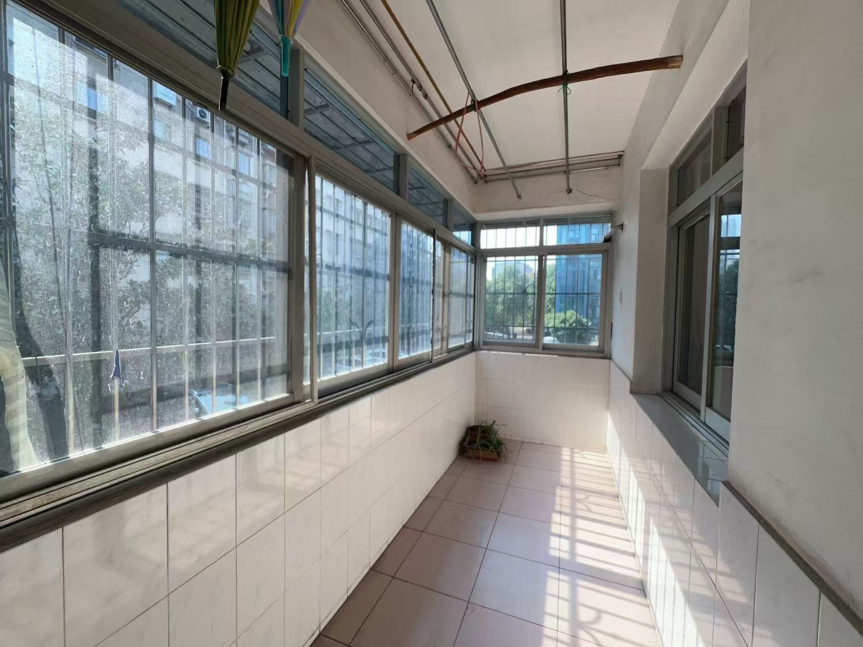 电厂小区东村 2室2厅1卫 1100.0元/月 电厂小区东村 2室2厅1卫 1100.0元/月室内图