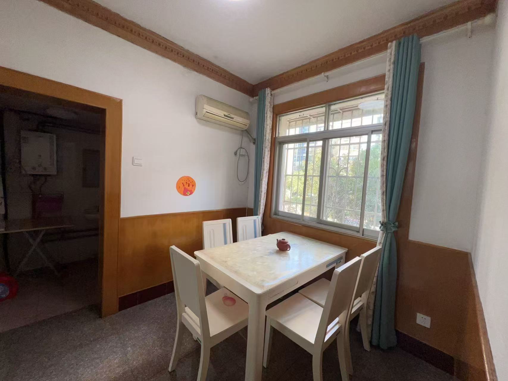 电厂小区东村 2室2厅1卫 1100.0元/月 电厂小区东村 2室2厅1卫 1100.0元/月室内图