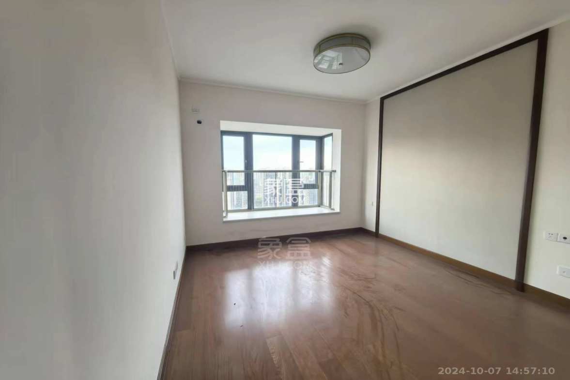 株洲恒大悦珑台 3室2厅2卫 1800.0元/月 株洲恒大悦珑台 3室2厅2卫 1800.0元/月室内图