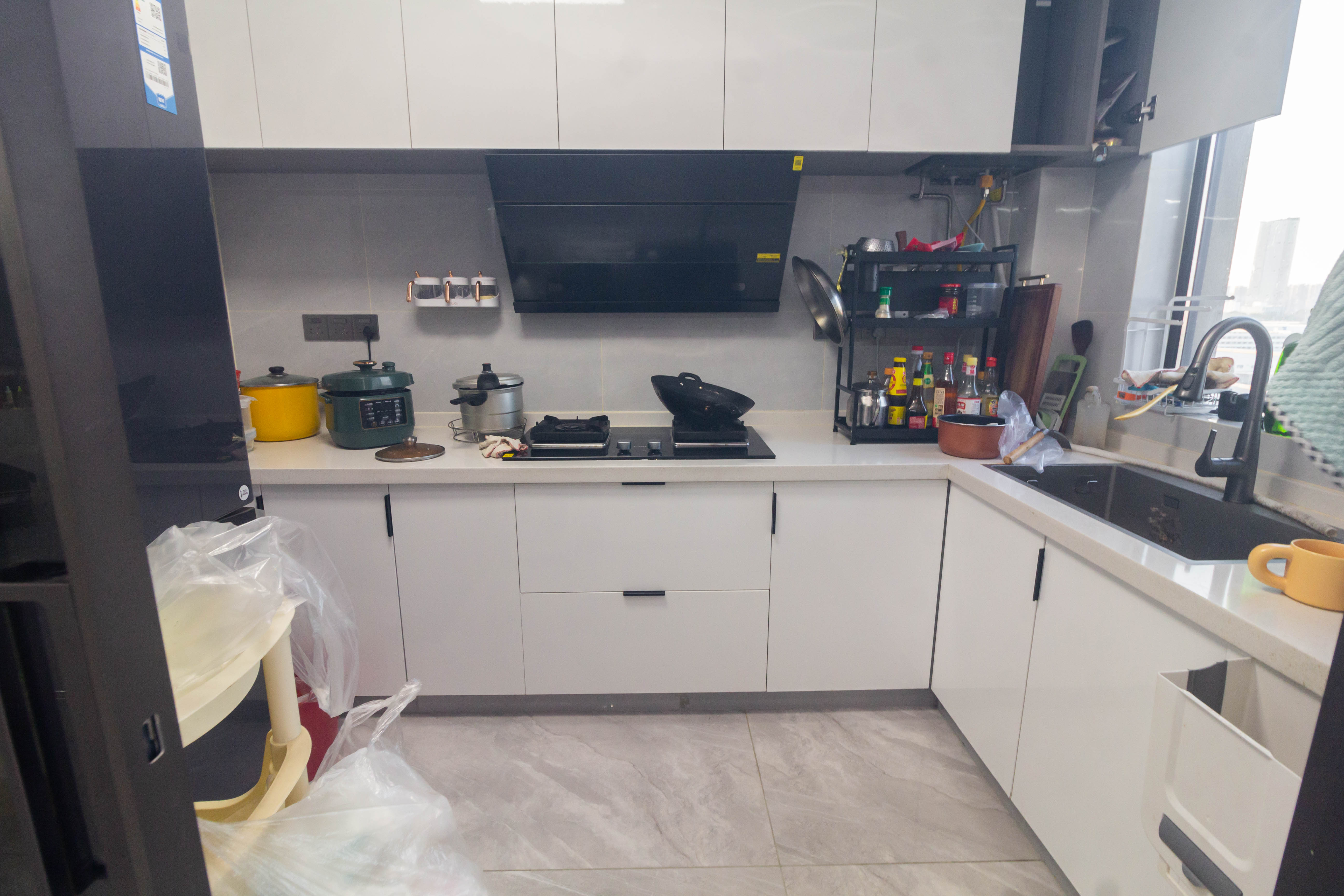 金广星苑  3室2厅2卫    95.0万 金广星苑  3室2厅2卫    95.0万厨房