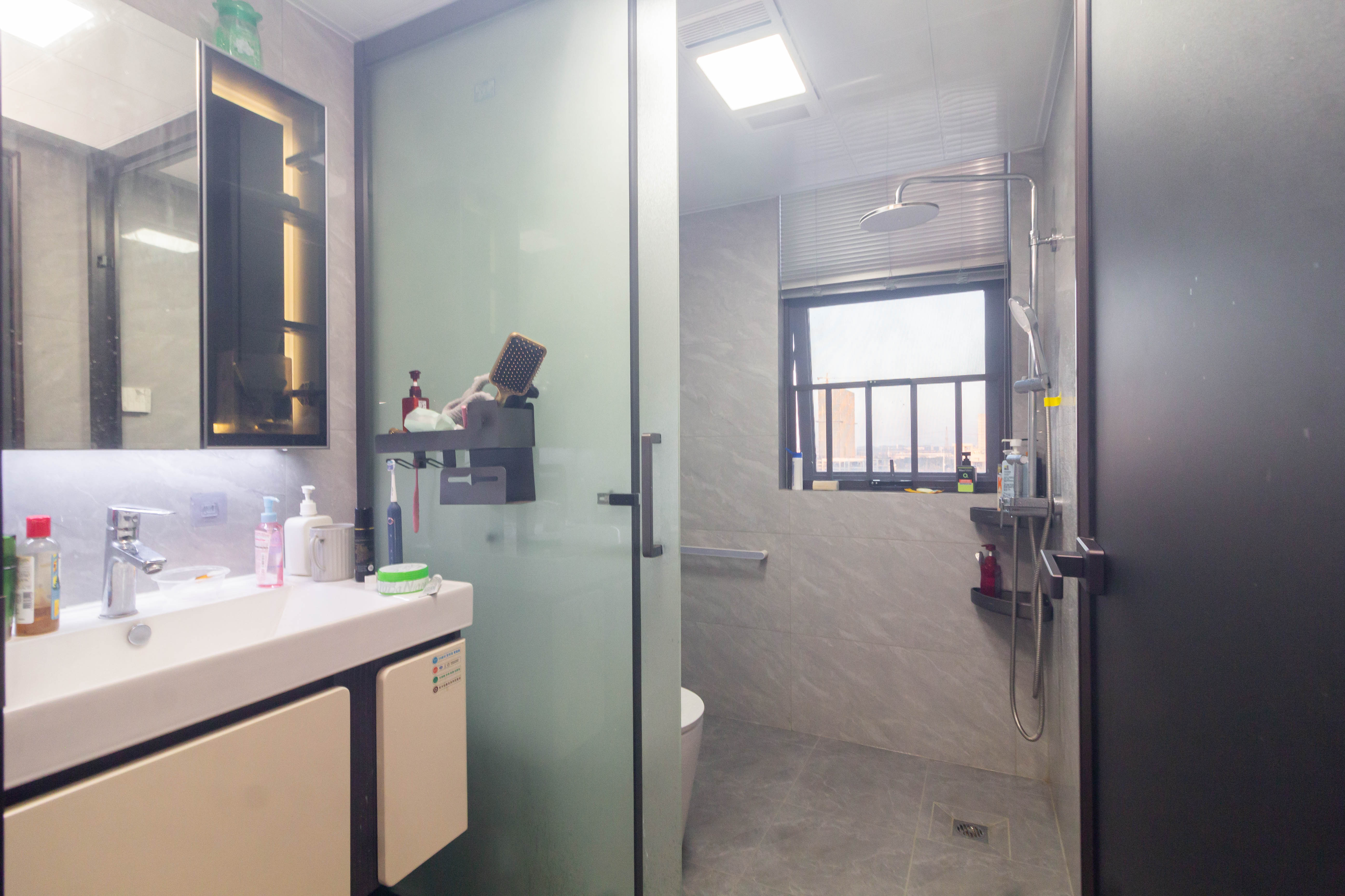 金广星苑  3室2厅2卫    95.0万 金广星苑  3室2厅2卫    95.0万卫生间