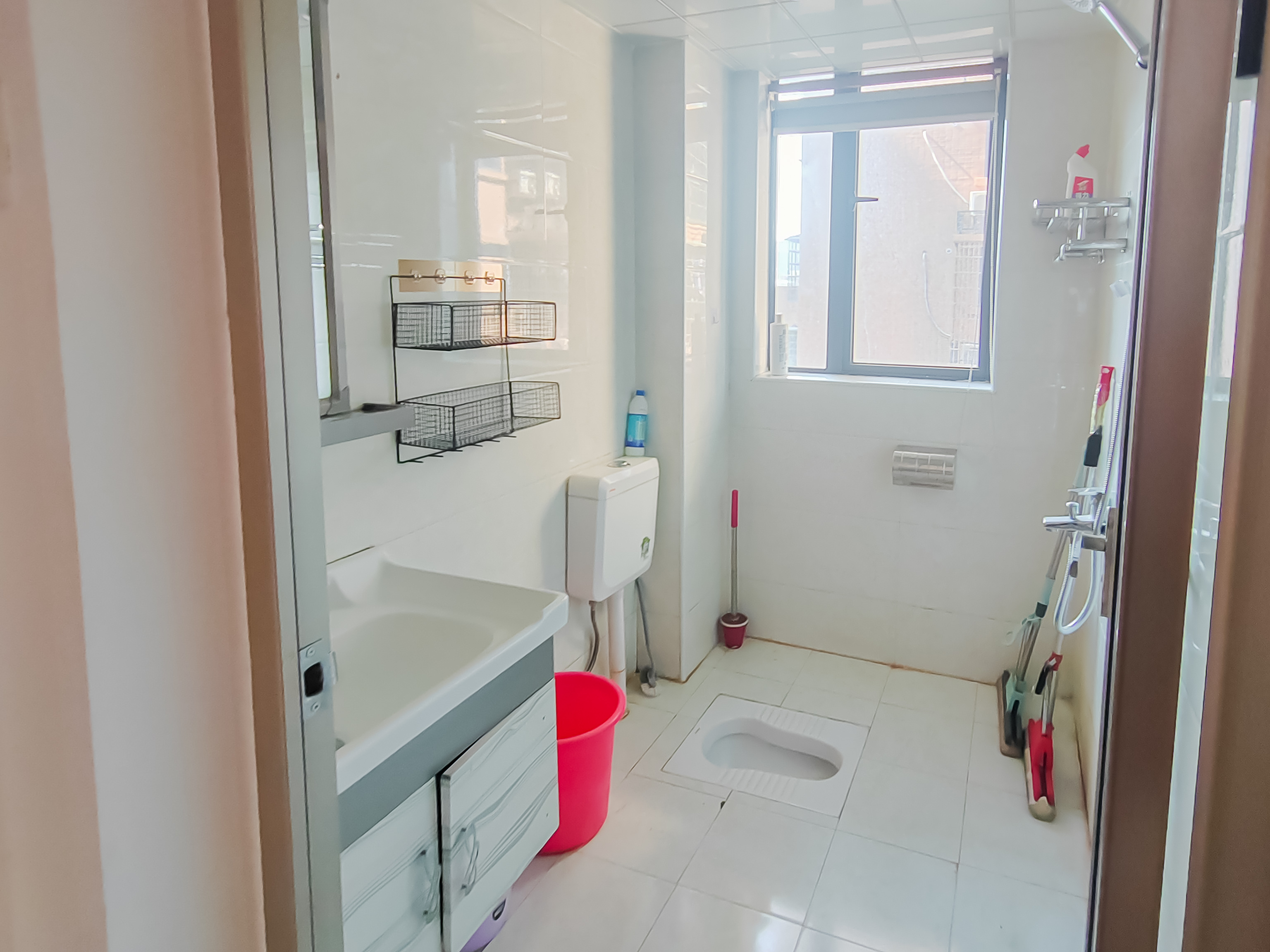 金鹏名都 2室1厅1卫 45.8万 金鹏名都 2室1厅1卫 45.8万卫生间