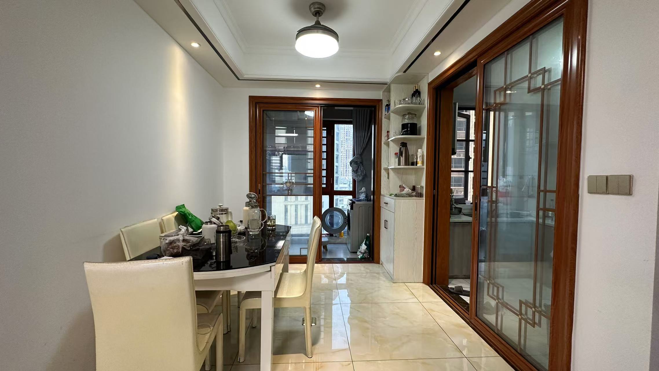 白金汉宫 4室2厅2卫 85.0万 白金汉宫 4室2厅2卫 85.0万室内图