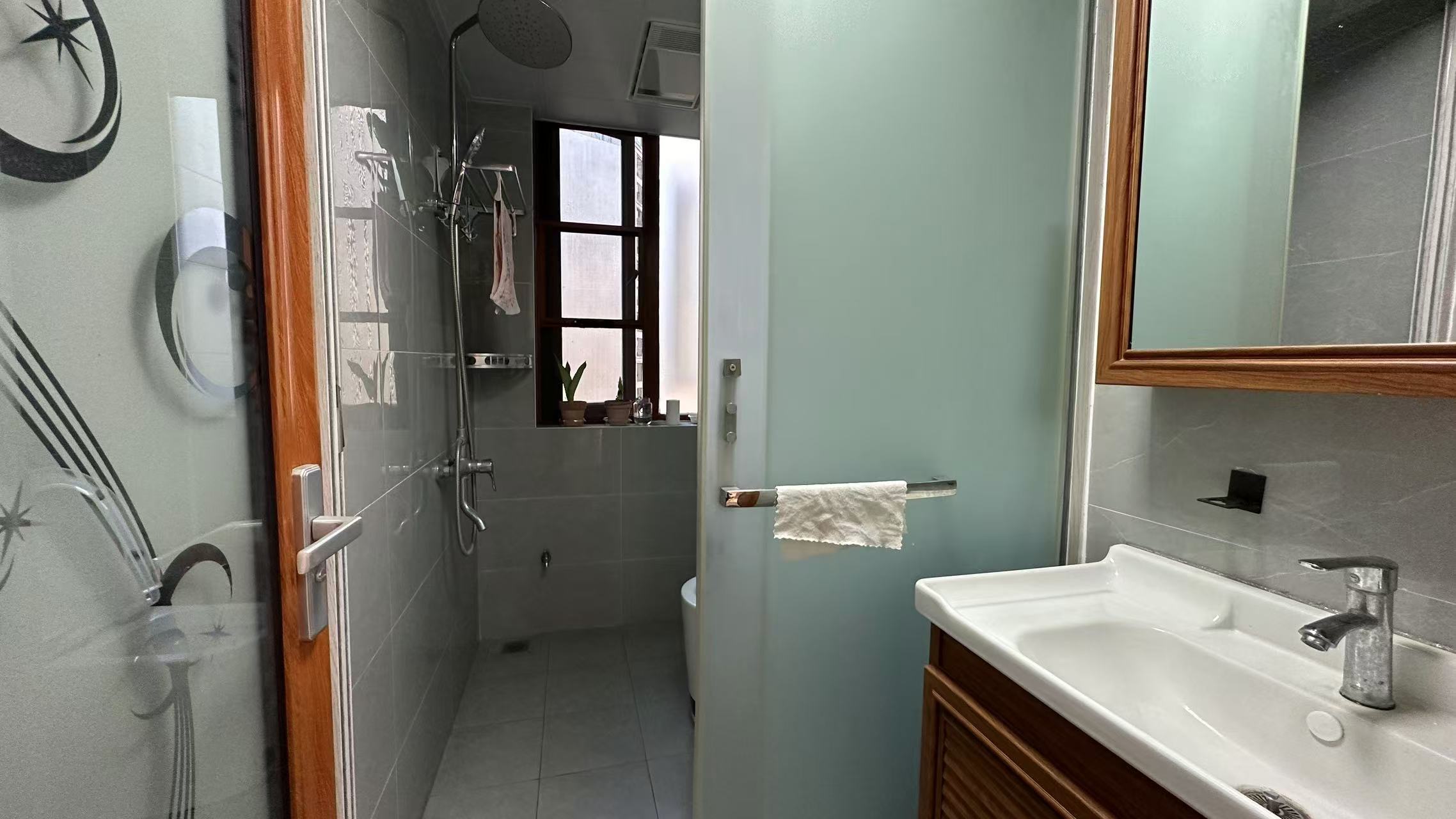 白金汉宫 4室2厅2卫 85.0万 白金汉宫 4室2厅2卫 85.0万室内图