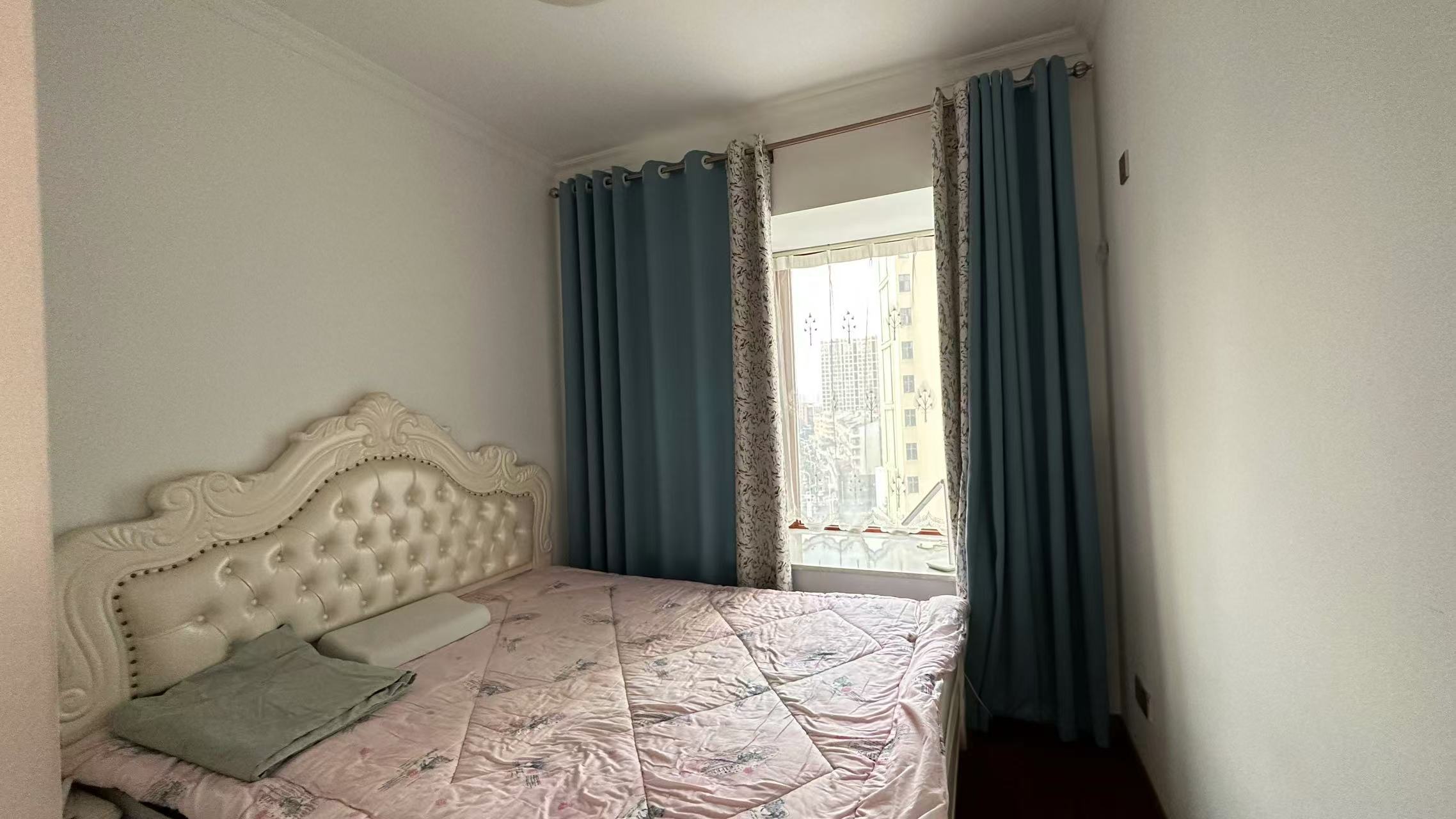 白金汉宫 4室2厅2卫 85.0万 白金汉宫 4室2厅2卫 85.0万室内图