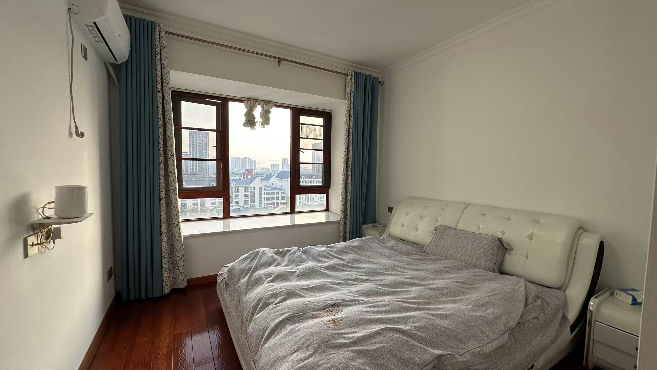 白金汉宫 4室2厅2卫 85.0万 白金汉宫 4室2厅2卫 85.0万室内图