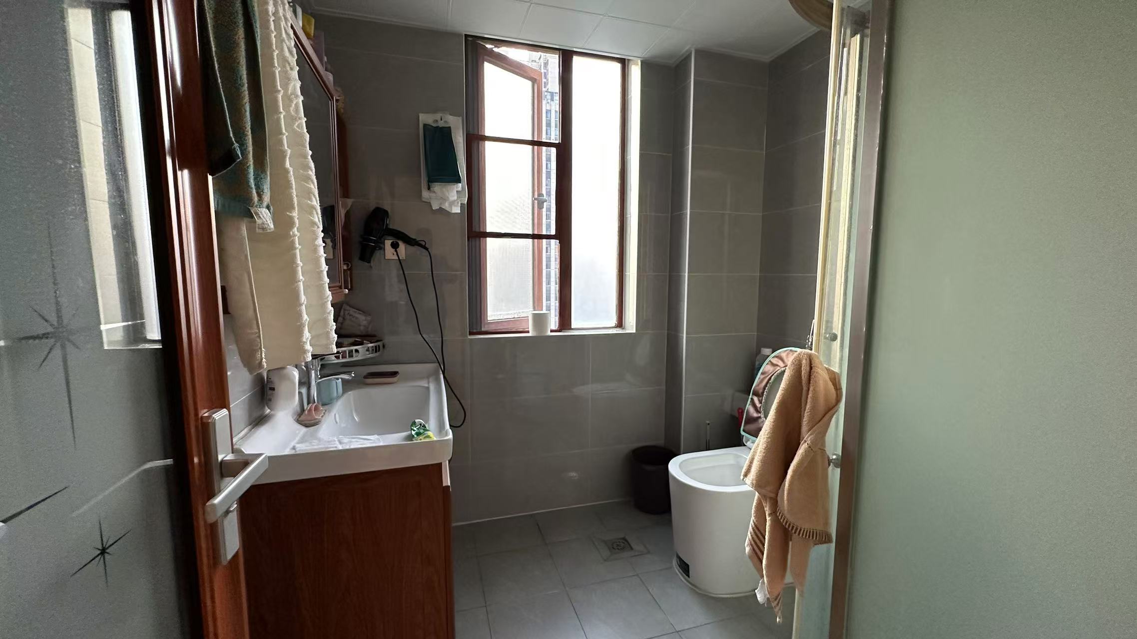 白金汉宫 4室2厅2卫 85.0万 白金汉宫 4室2厅2卫 85.0万室内图