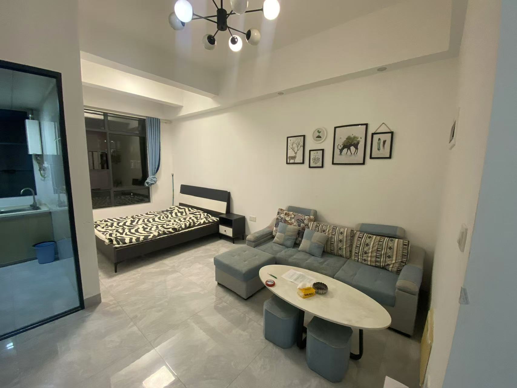 香槟小镇 1室1厅1卫 20.0万 香槟小镇 1室1厅1卫 20.0万室内图