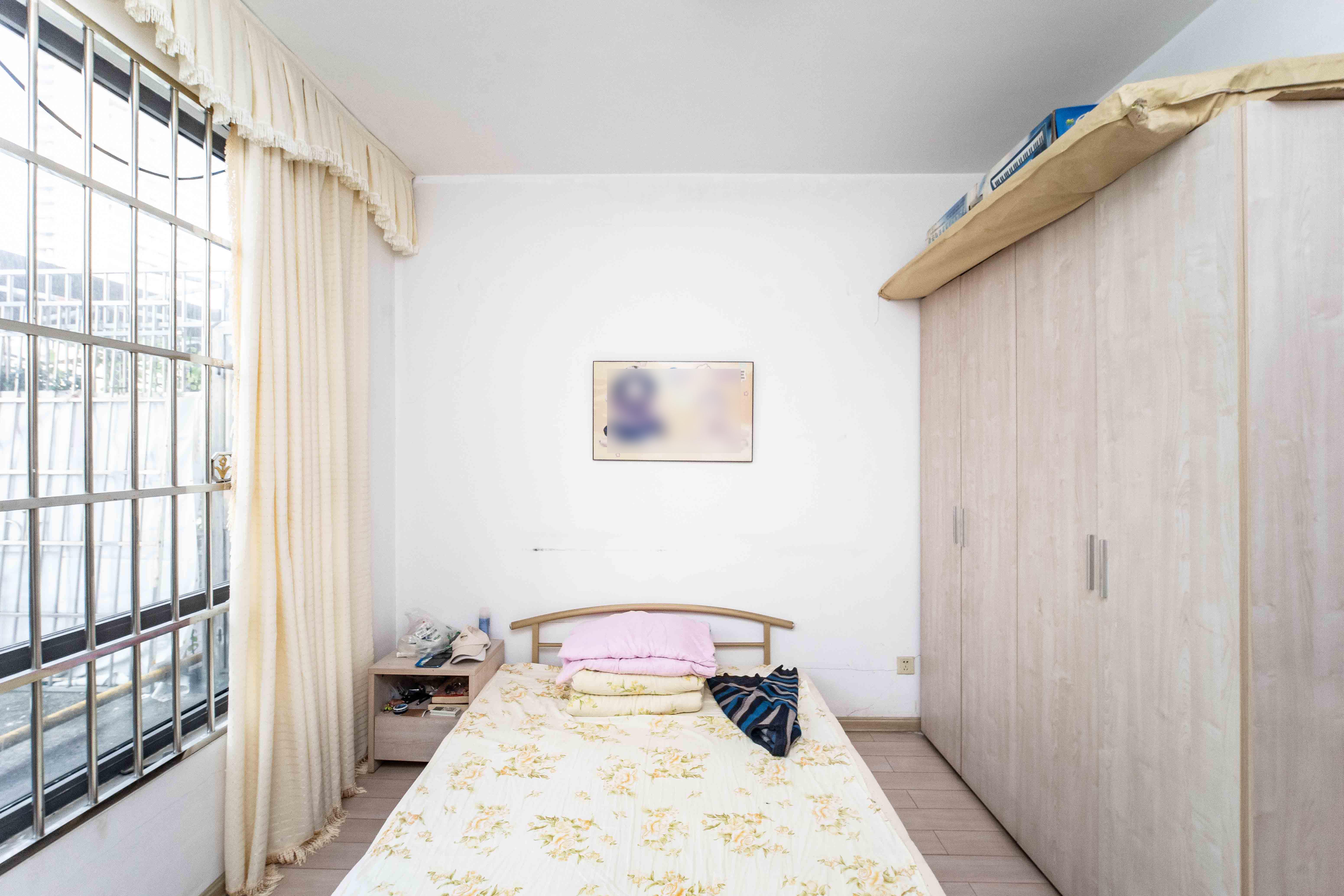 仁和香堤雅境 3室2厅2卫 90.0万 仁和香堤雅境 3室2厅2卫 90.0万卧室