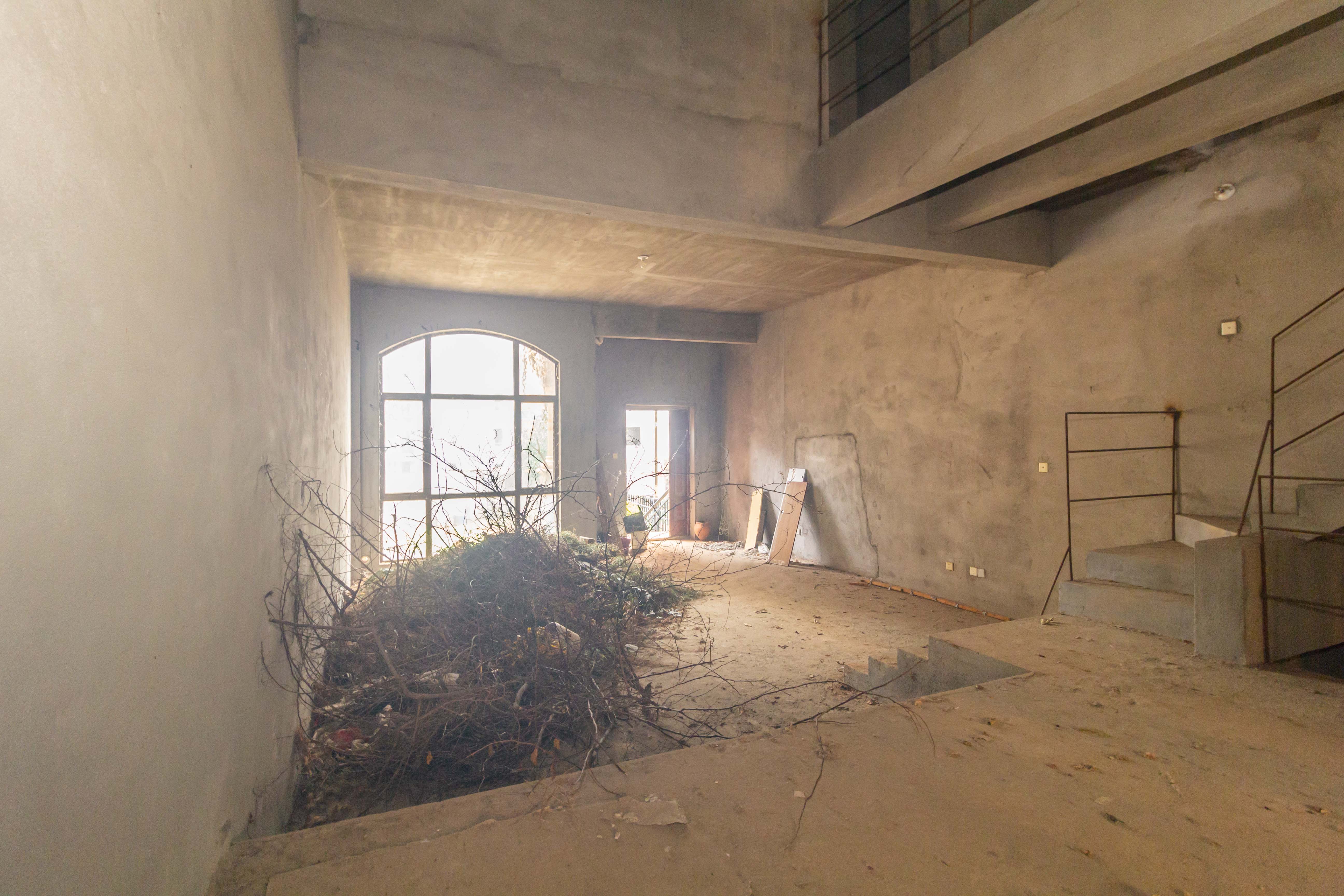 天园假日 4室2厅3卫 365.0万 天园假日 4室2厅3卫 365.0万客厅