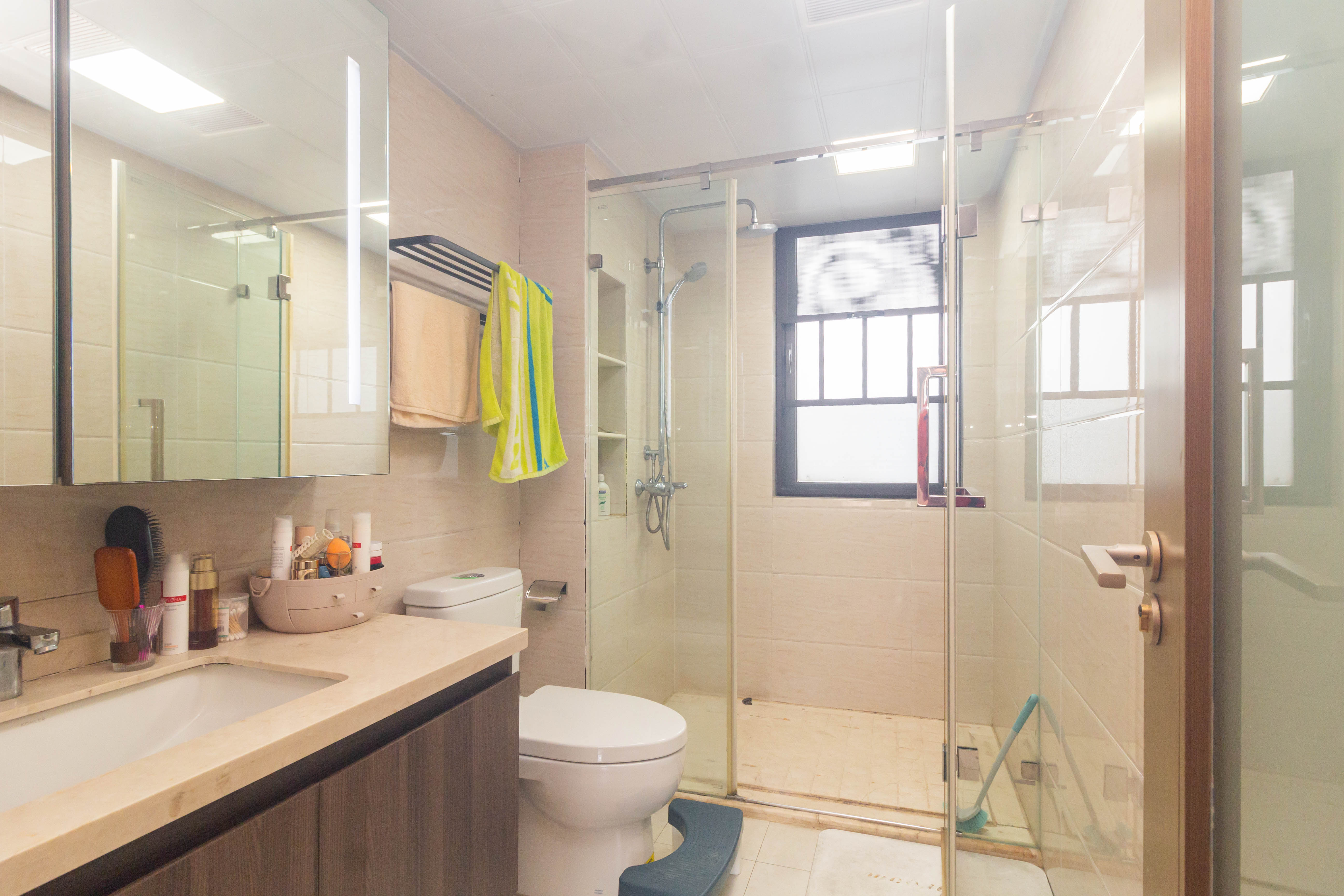 鑫苑芙蓉鑫家  3室2厅2卫    130.0万卫生间