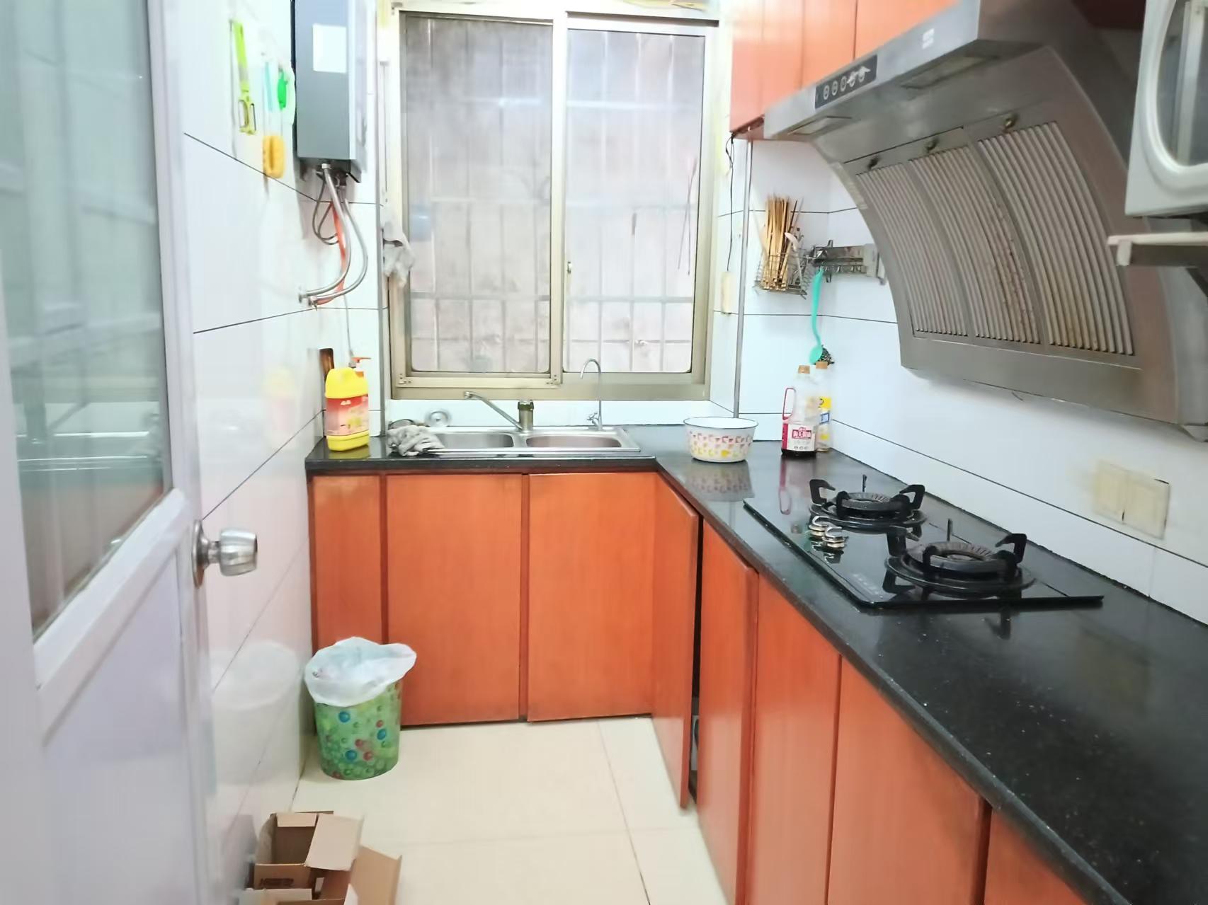 桃永小区  3室2厅2卫    1000.0元/月 桃永小区  3室2厅2卫    1000.0元/月室内图