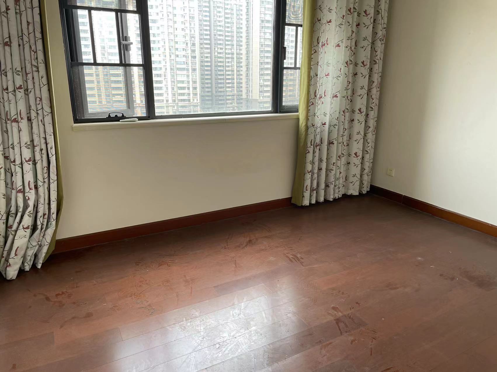 恒大华府 3室2厅2卫 1700.0元/月 恒大华府 3室2厅2卫 1700.0元/月室内图