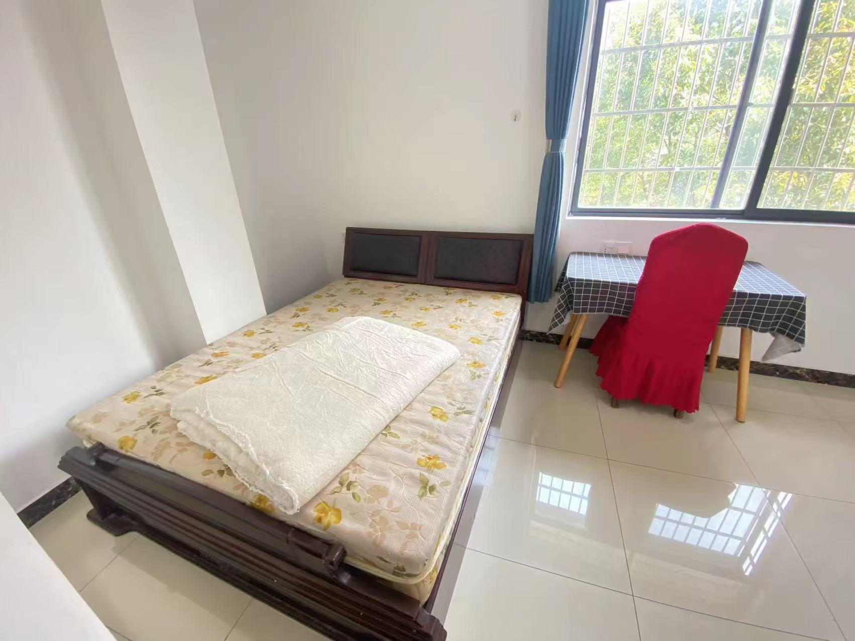 向东南路私房散盘 1室0厅0卫 1100.0元/月 向东南路私房散盘 1室0厅0卫 1100.0元/月室内图