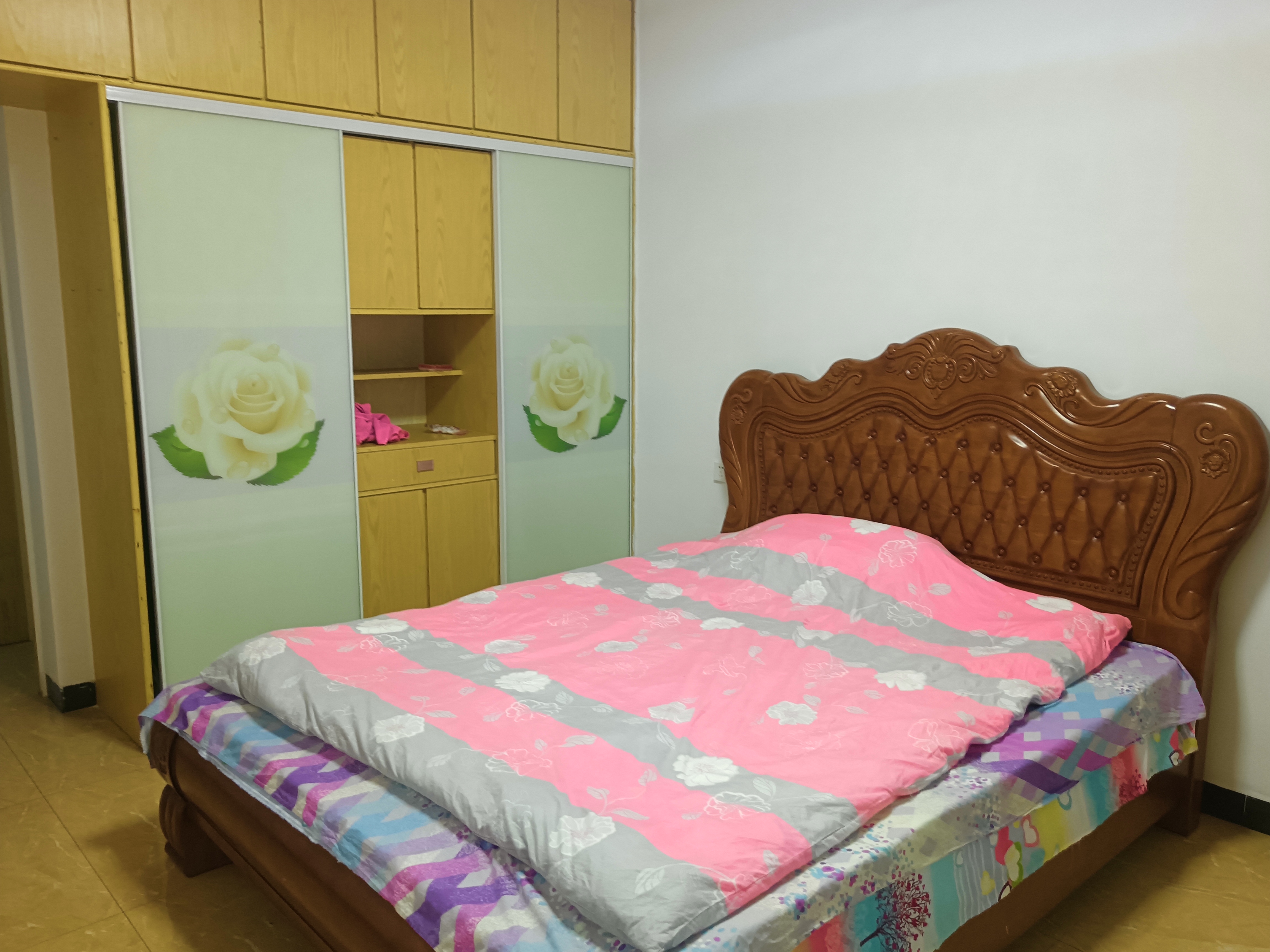 金花湖社区居委会 2室2厅2卫 1000.0元/月 金花湖社区居委会 2室2厅2卫 1000.0元/月室内图