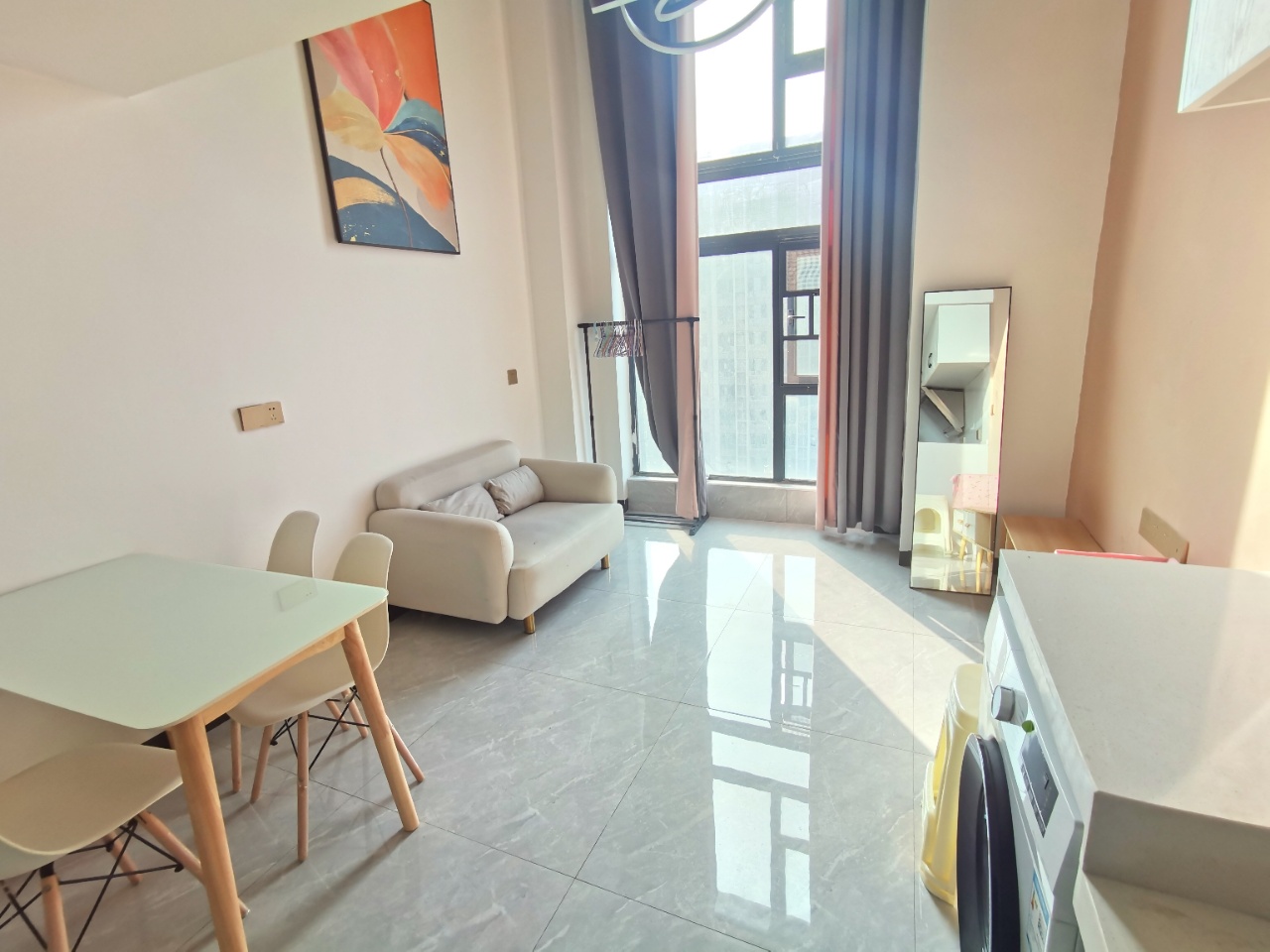 正荣悦玺 1室1厅1卫 2100.0元/月 正荣悦玺 1室1厅1卫 2100.0元/月室内图