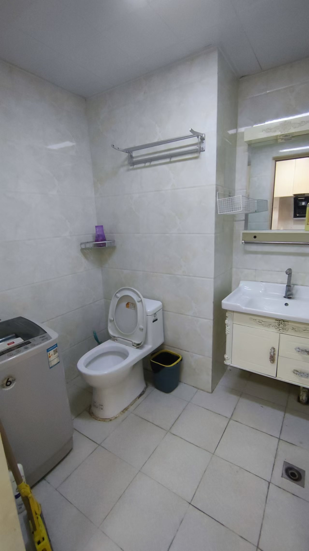 康城上品 1室1厅1卫 850.0元/月 康城上品 1室1厅1卫 850.0元/月室内图