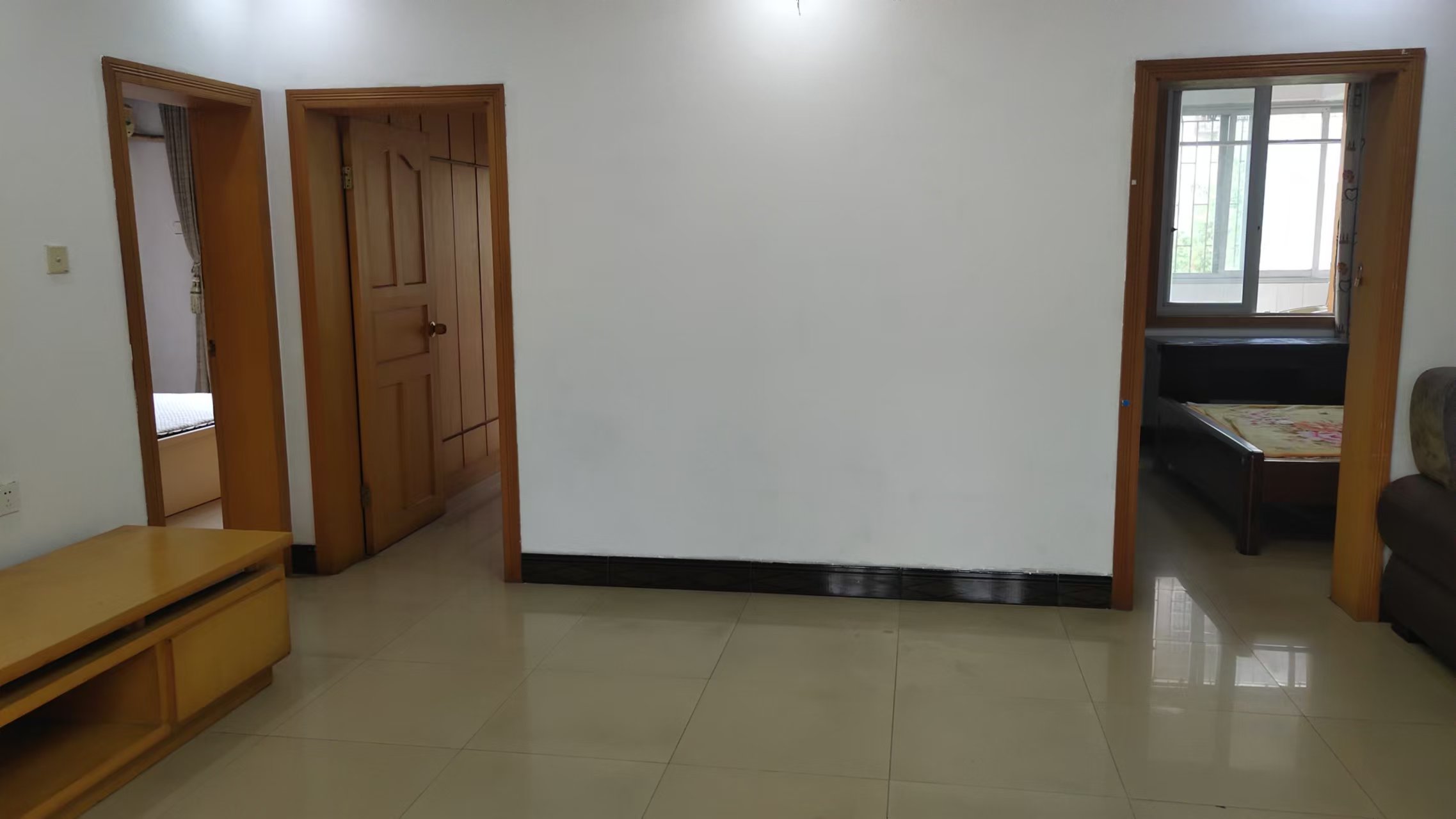 德鑫花苑 2室2厅1卫 1500.0元/月 德鑫花苑 2室2厅1卫 1500.0元/月室内图