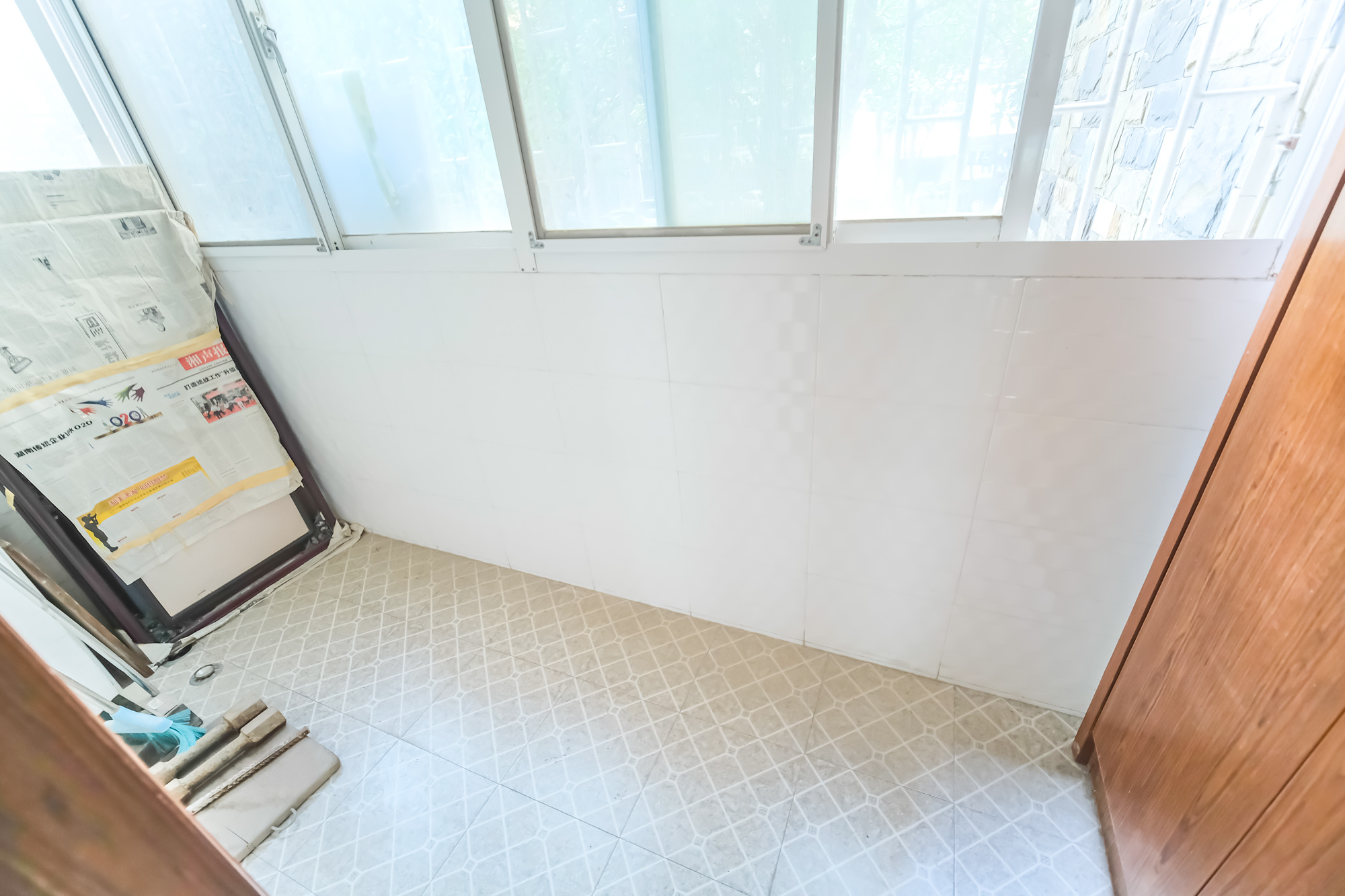 红树湾  3室2厅2卫    65.0万 红树湾  3室2厅2卫    65.0万阳台