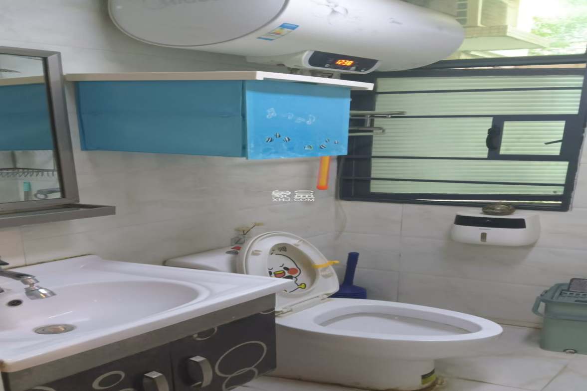 水映豪廷(一,二,三期) 1室1厅1卫 1300.0元/月 水映豪廷(一,二,三期) 1室1厅1卫 1300.0元/月室内图