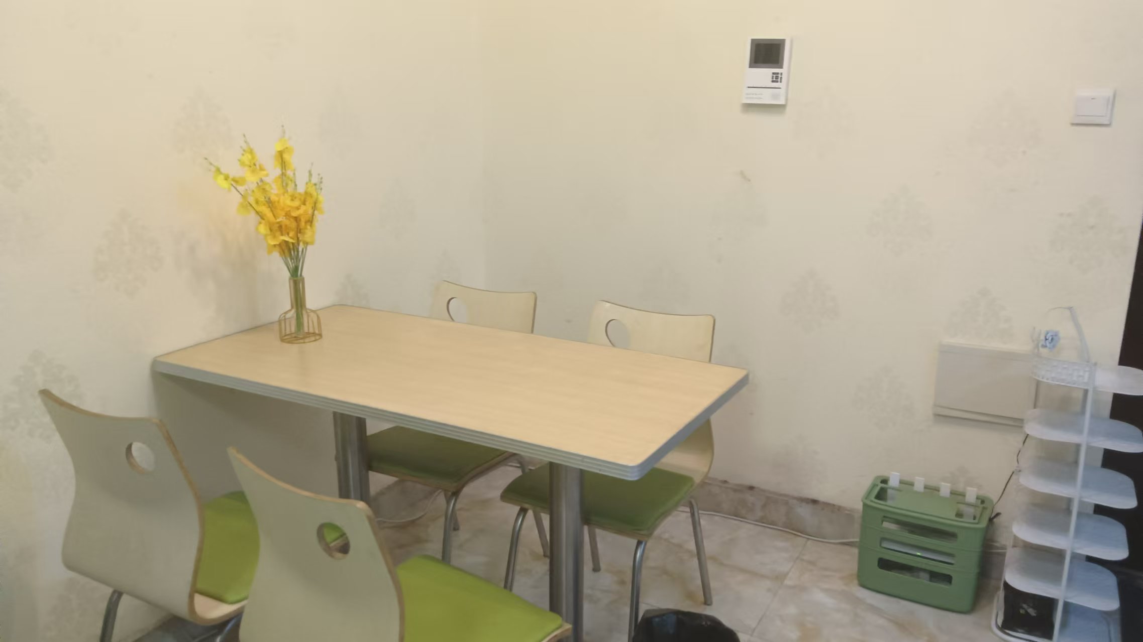 水映豪廷(一,二,三期) 1室1厅1卫 1300.0元/月 水映豪廷(一,二,三期) 1室1厅1卫 1300.0元/月室内图