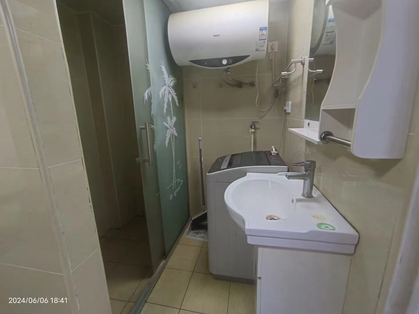 龙泰上品 1室1厅1卫 1200.0元/月 龙泰上品 1室1厅1卫 1200.0元/月室内图