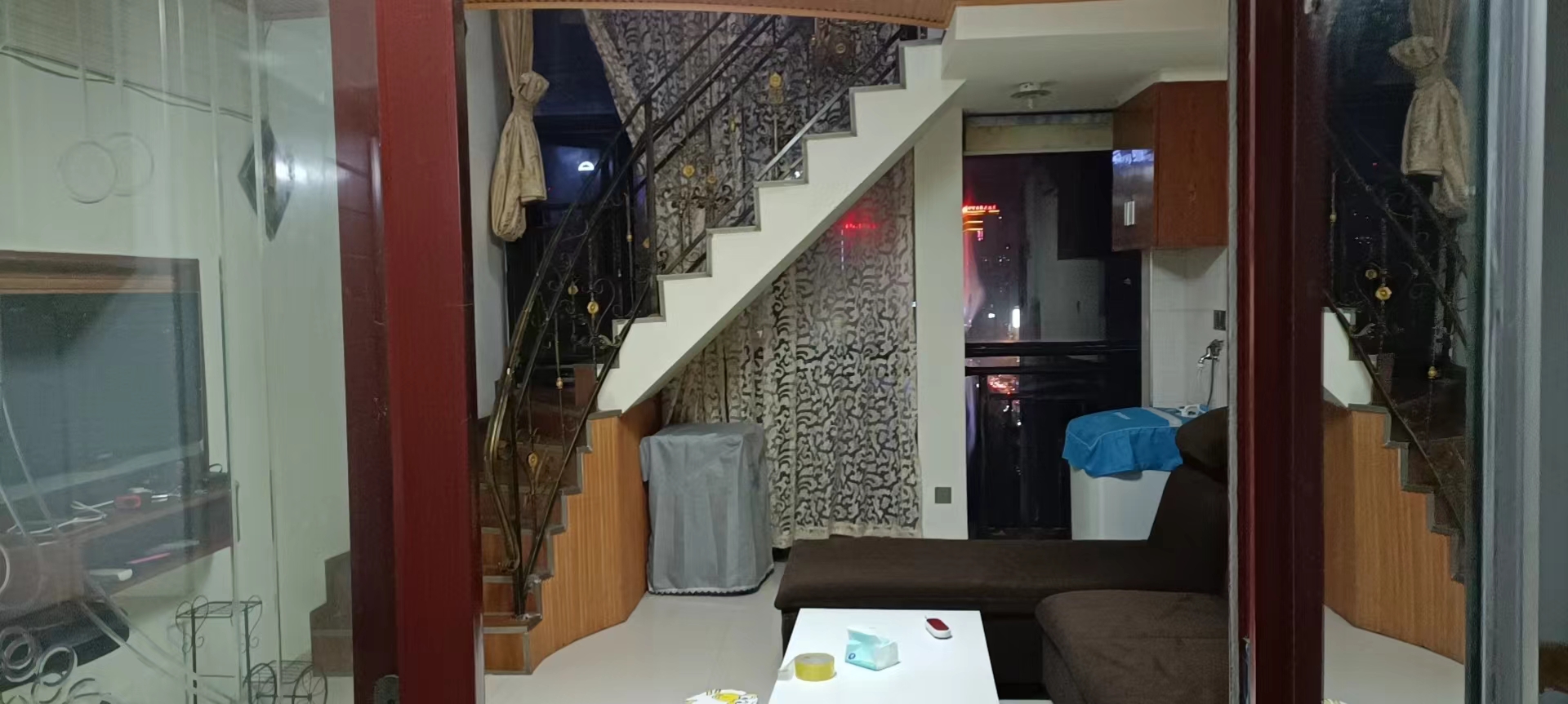 龙泰上品 2室1厅1卫 1400.0元/月 龙泰上品 2室1厅1卫 1400.0元/月室内图