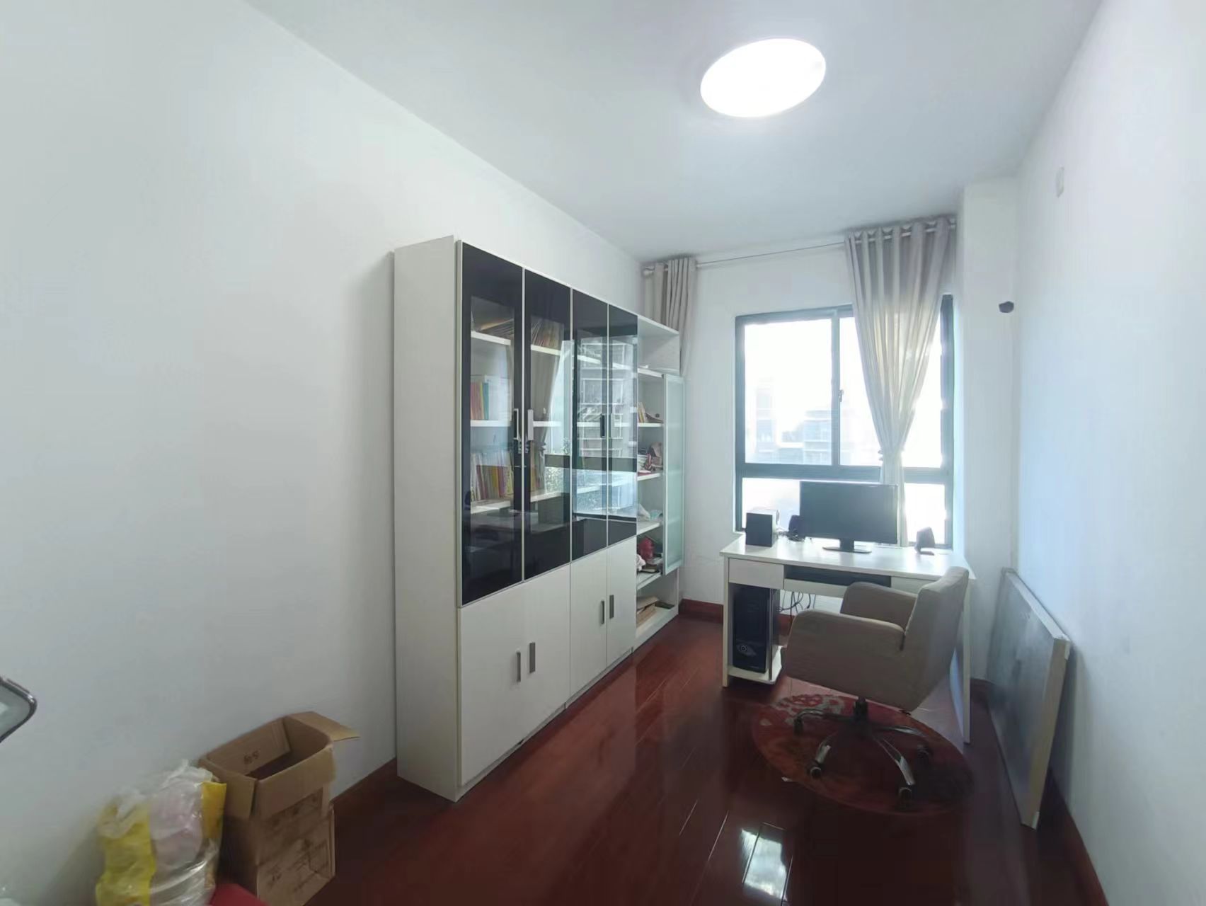 圣华名城建设北路110号 4室2厅2卫 58.0万 圣华名城建设北路110号 4室2厅2卫 58.0万室内图