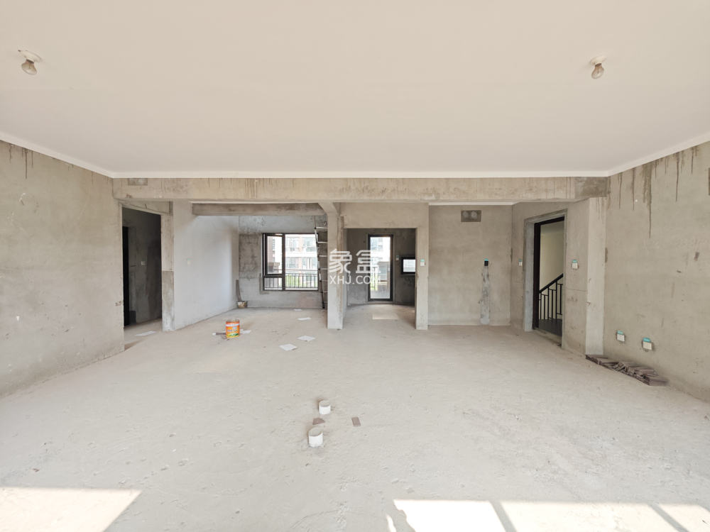 保利城（中航城国际社区、郡原美村）  4室2厅2卫    188.8万