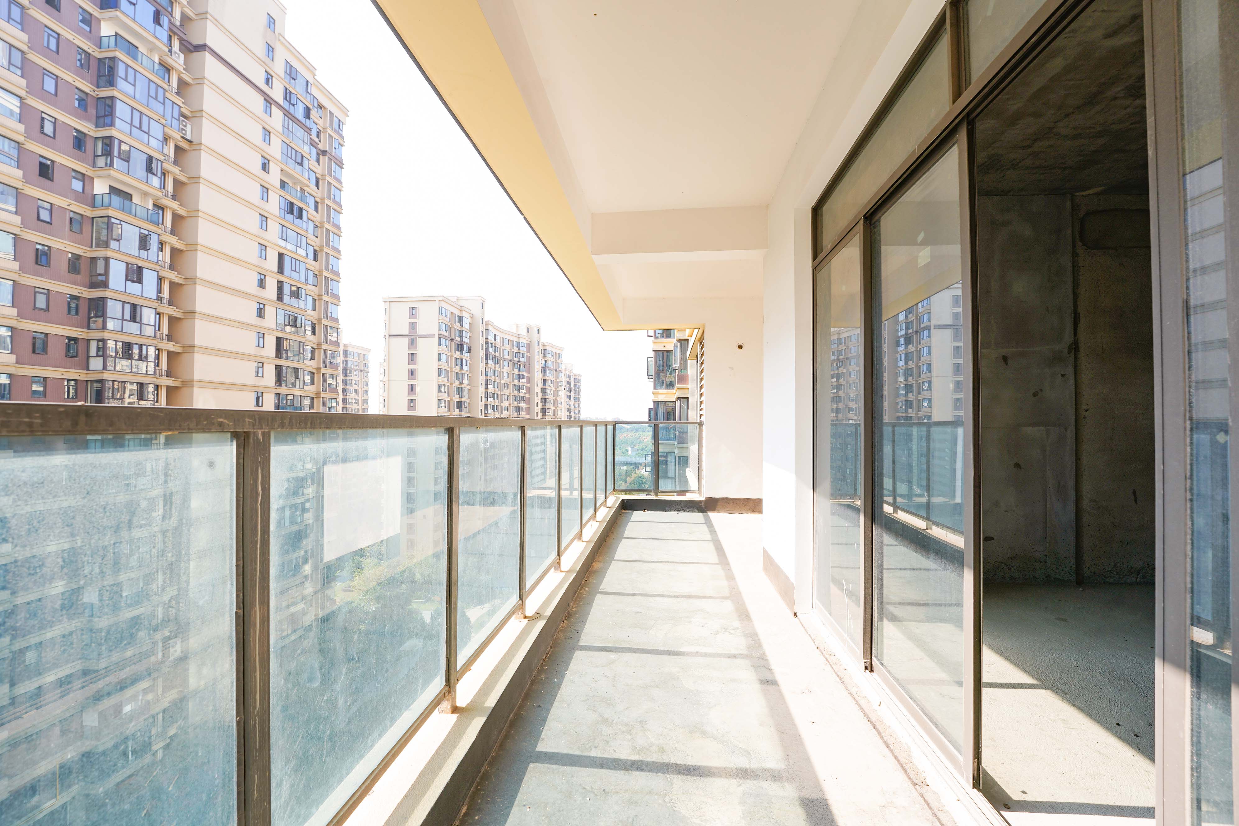 福天藏郡院子  5室2厅3卫    185.0万其他