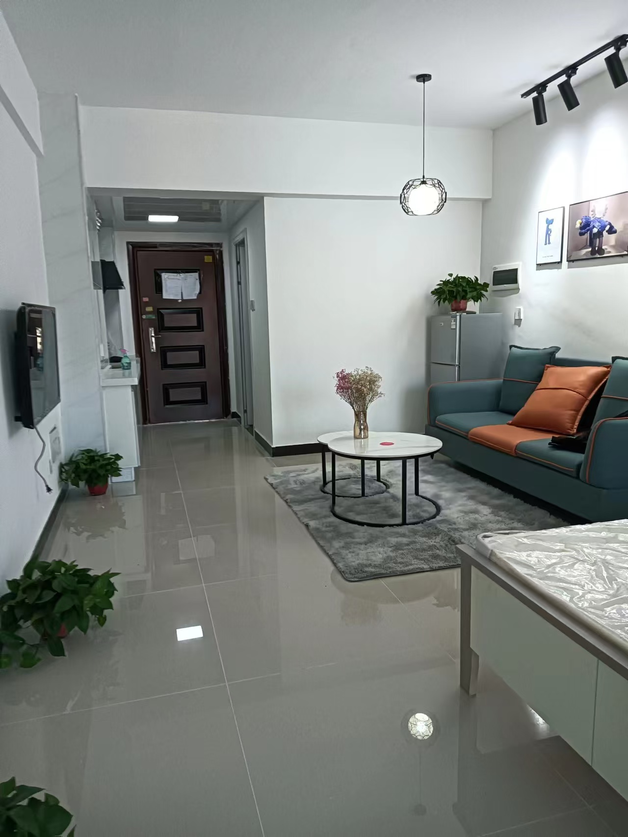 创世纪广场 1室1厅1卫 1600.0元/月 创世纪广场 1室1厅1卫 1600.0元/月室内图