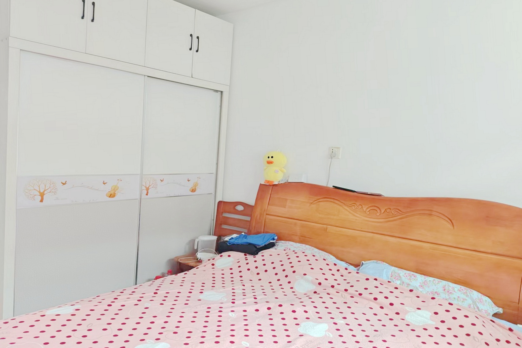 牛角塘社区 3室1厅1卫 48.0万 牛角塘社区 3室1厅1卫 48.0万卧室