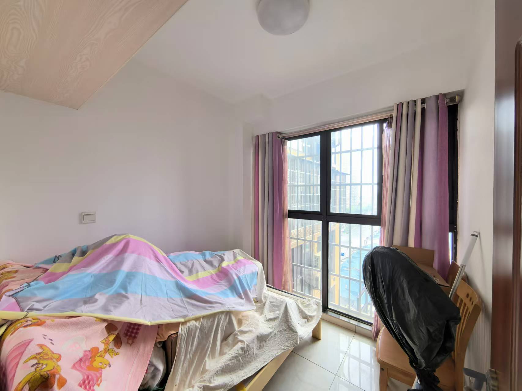 旺城天悦领秀香江 3室1厅1卫 1800.0元/月 旺城天悦领秀香江 3室1厅1卫 1800.0元/月室内图