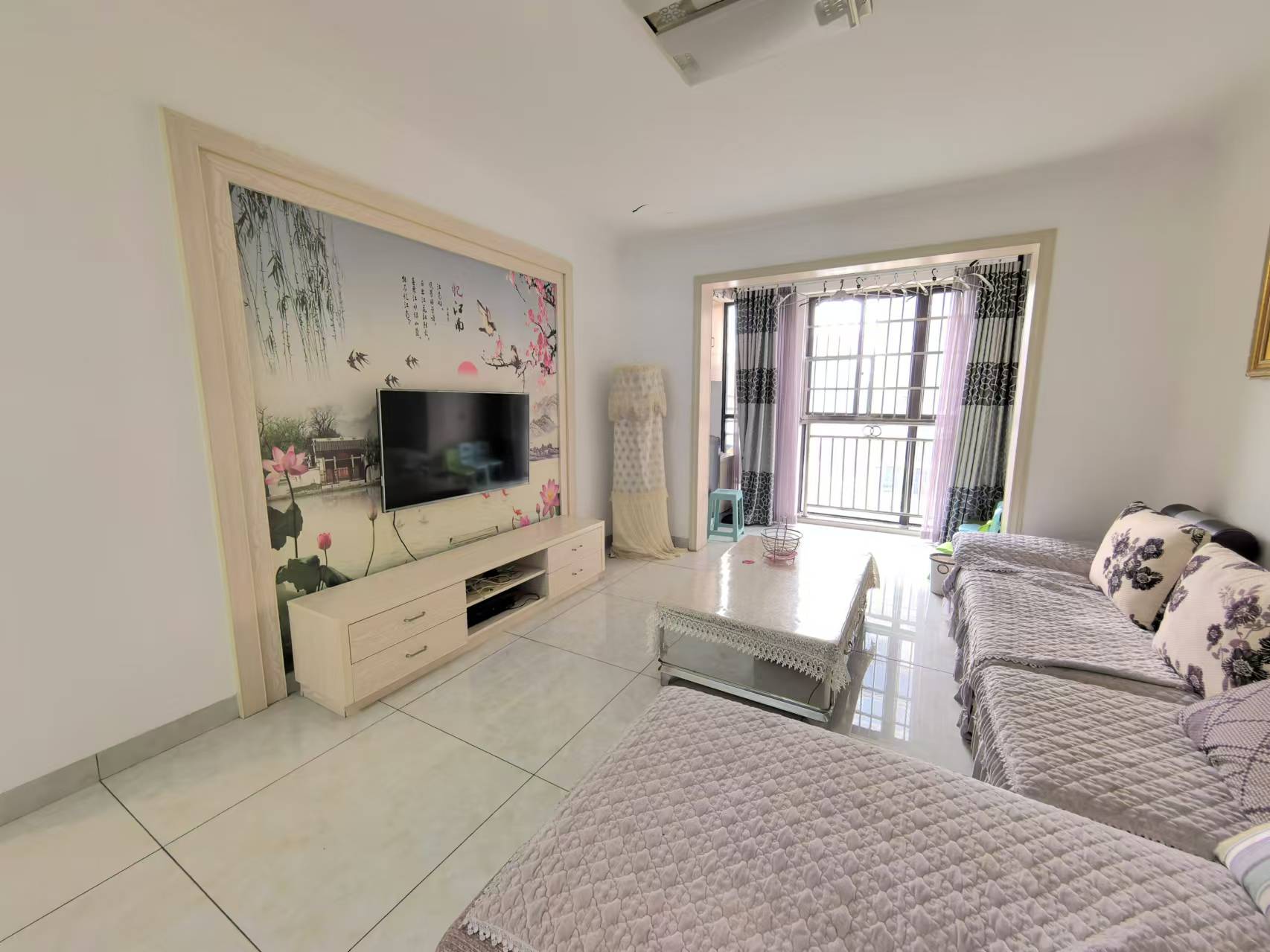 旺城天悦领秀香江 3室1厅1卫 1800.0元/月 旺城天悦领秀香江 3室1厅1卫 1800.0元/月室内图