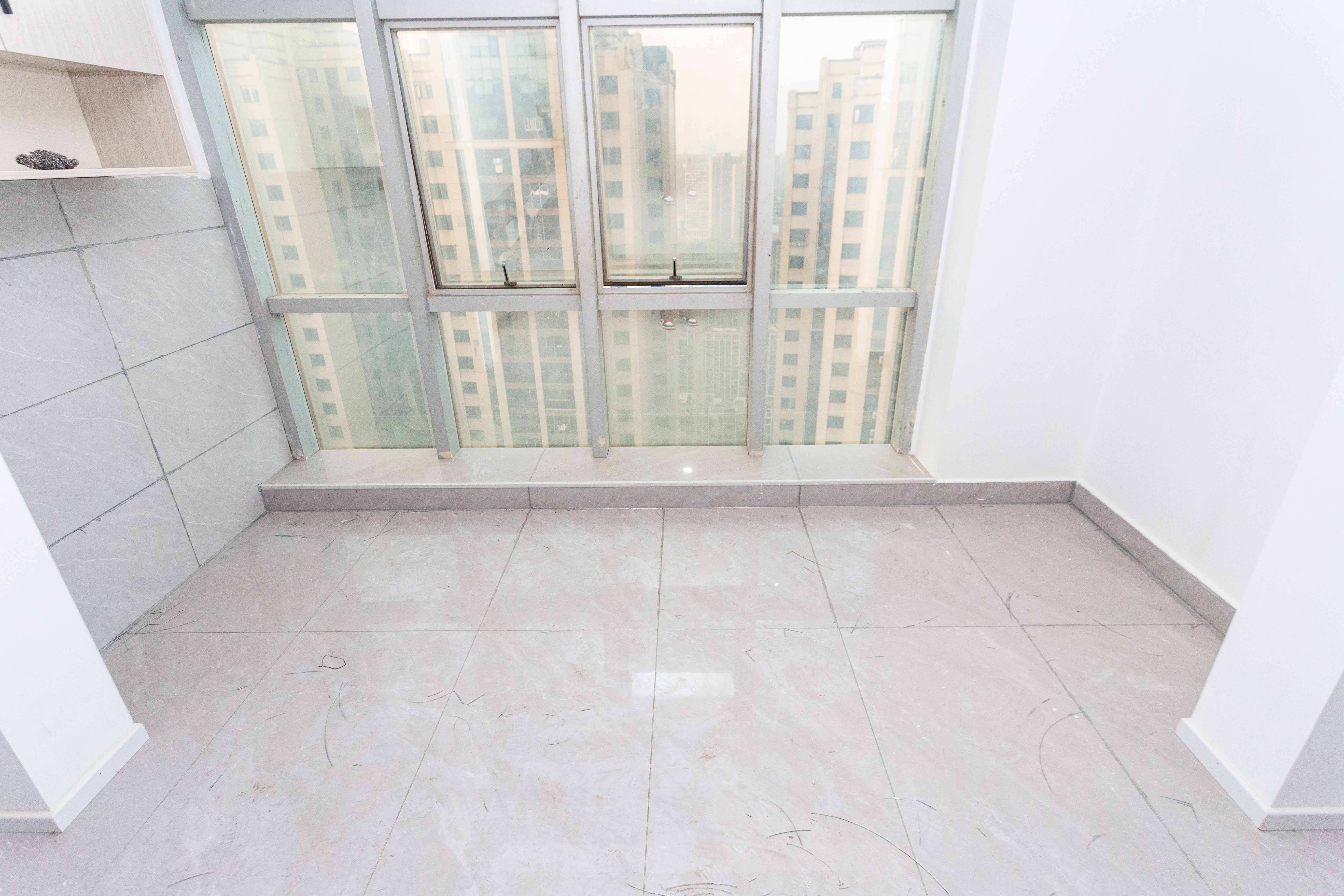 乾源国际  3室2厅2卫    75.0万阳台