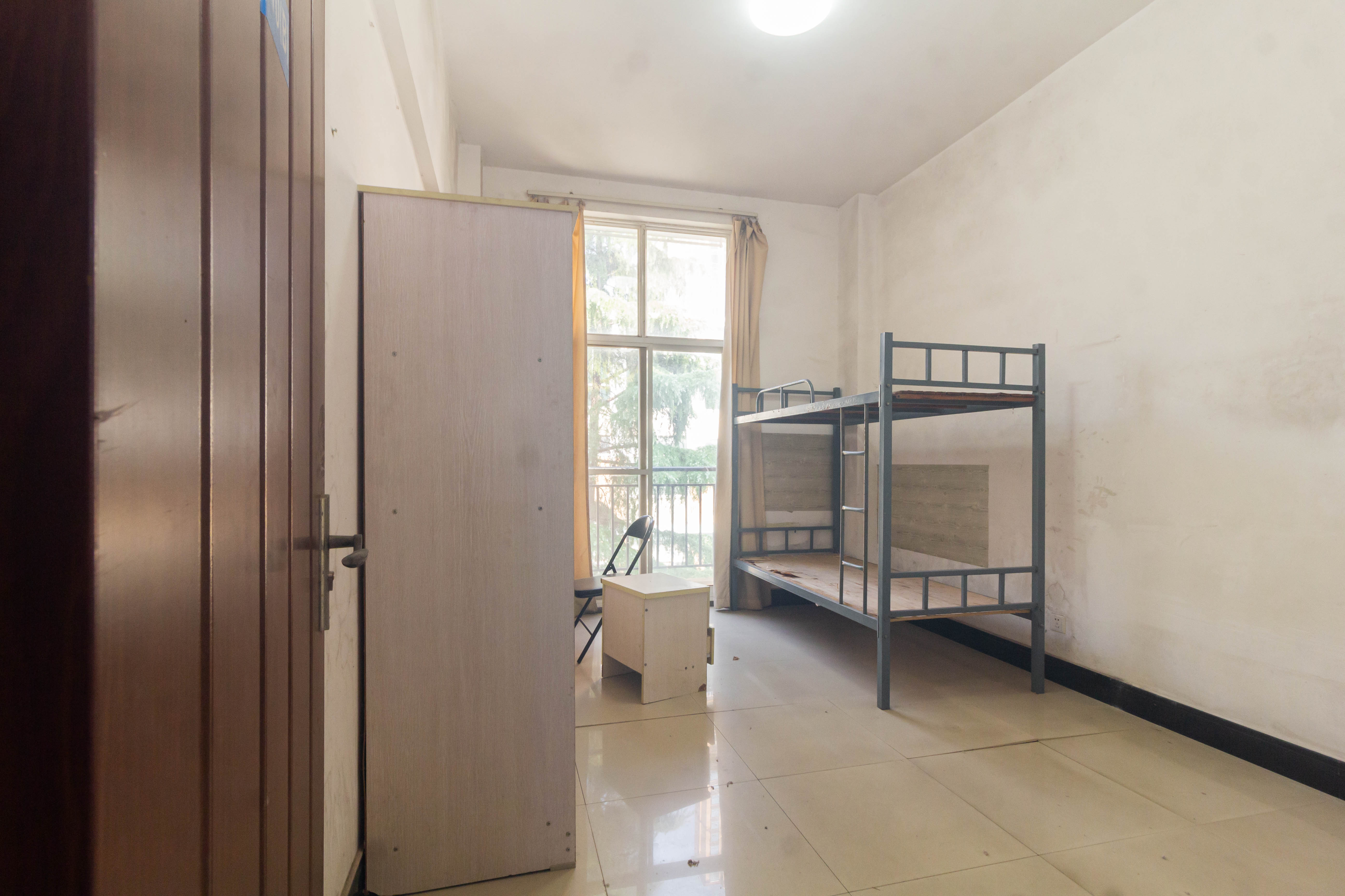 创业乐园 2室1厅1卫 28.0万 创业乐园 2室1厅1卫 28.0万卧室