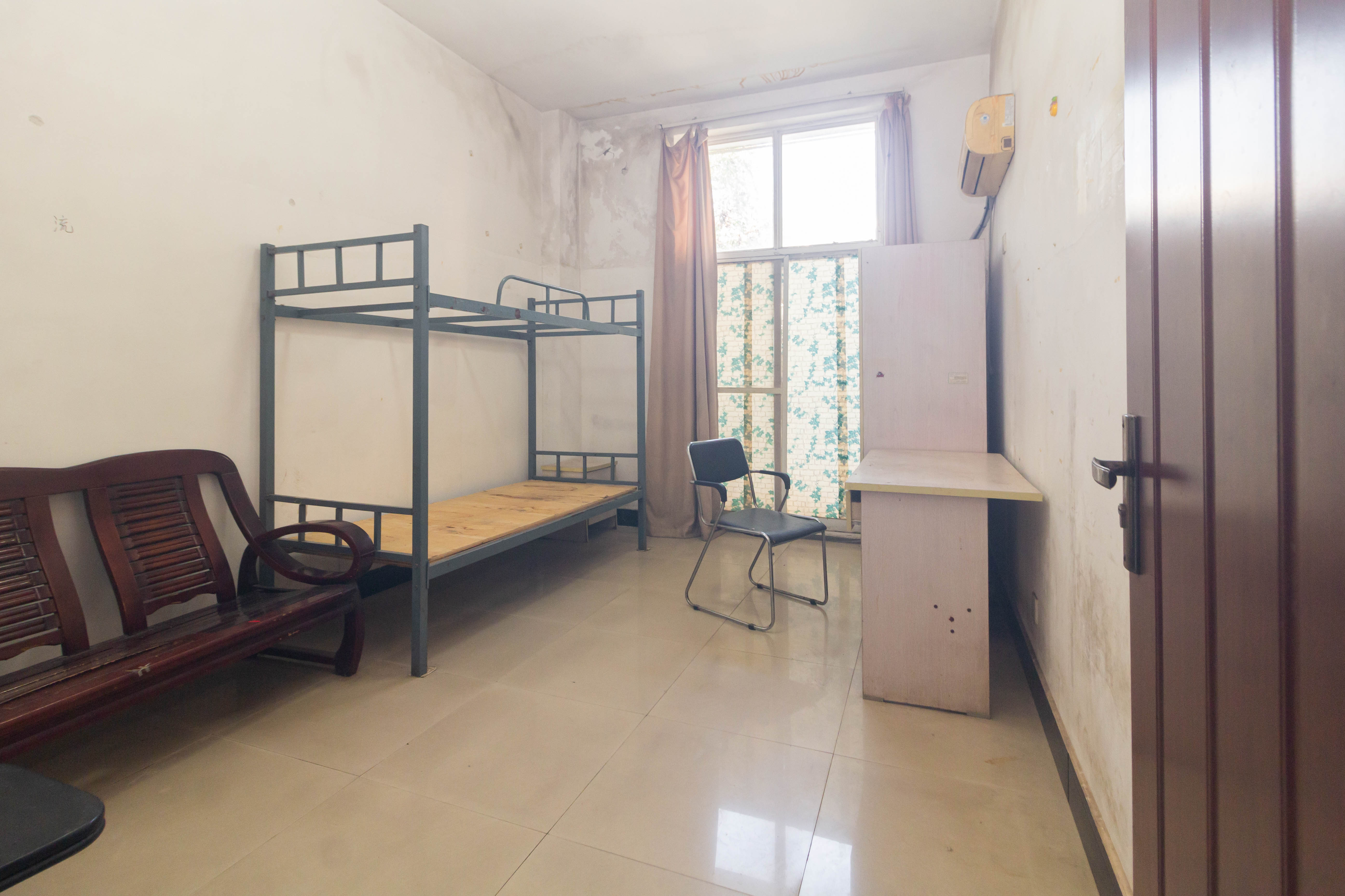 创业乐园 2室1厅1卫 28.0万 创业乐园 2室1厅1卫 28.0万卧室