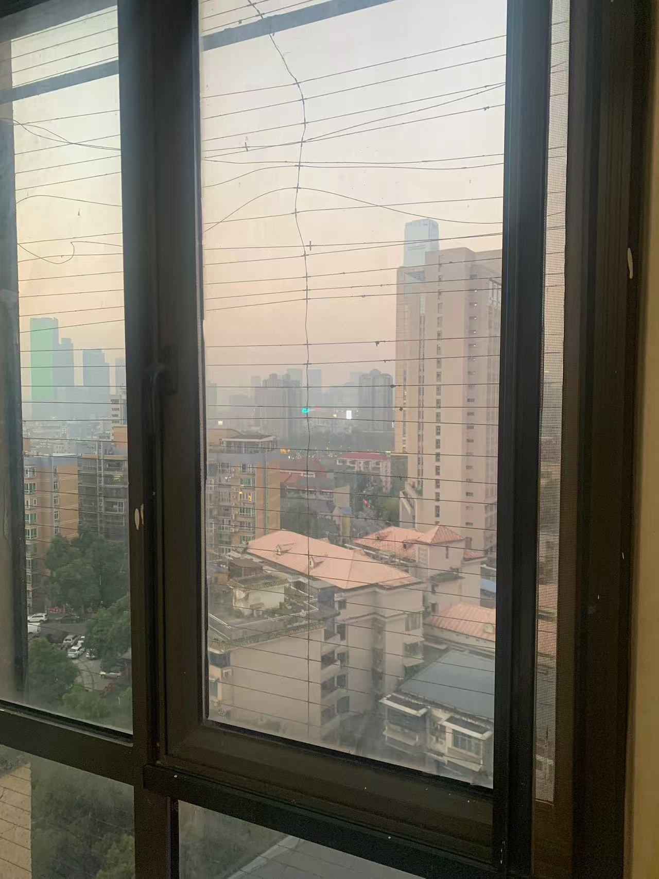 摩天一号 1室1厅1卫 2200.0元/月 摩天一号 1室1厅1卫 2200.0元/月室内图