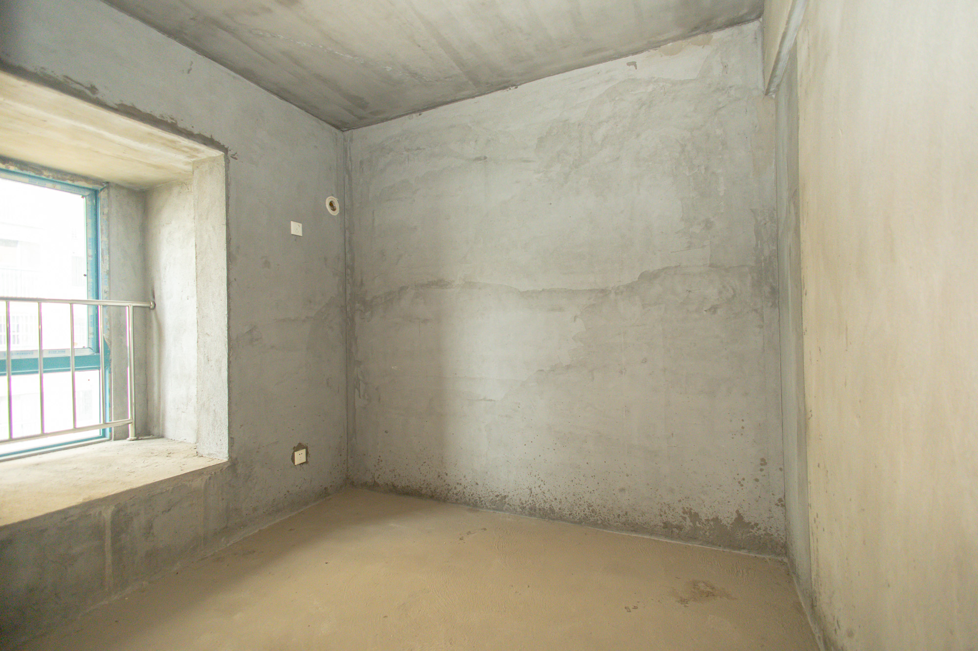 蝴蝶谷 2室2厅1卫 32.8万 蝴蝶谷 2室2厅1卫 32.8万卧室