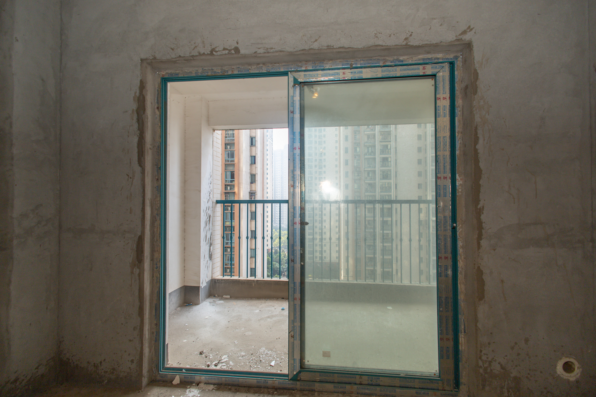 蝴蝶谷 2室2厅1卫 32.8万 蝴蝶谷 2室2厅1卫 32.8万阳台