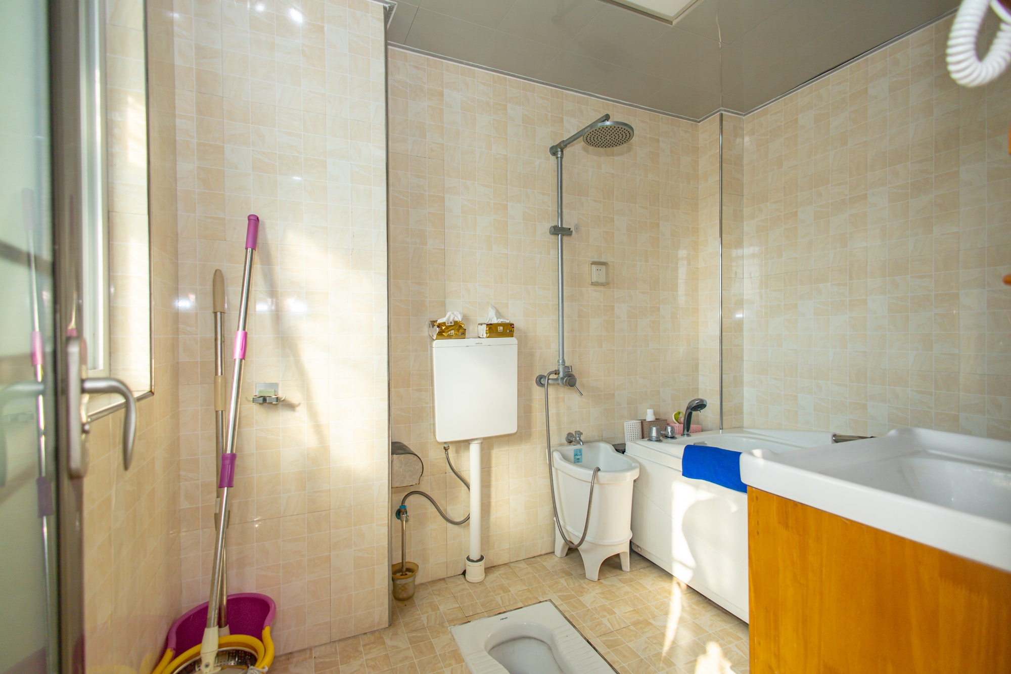 楚天世纪城东苑 2室2厅1卫 46.8万 楚天世纪城东苑 2室2厅1卫 46.8万卫生间