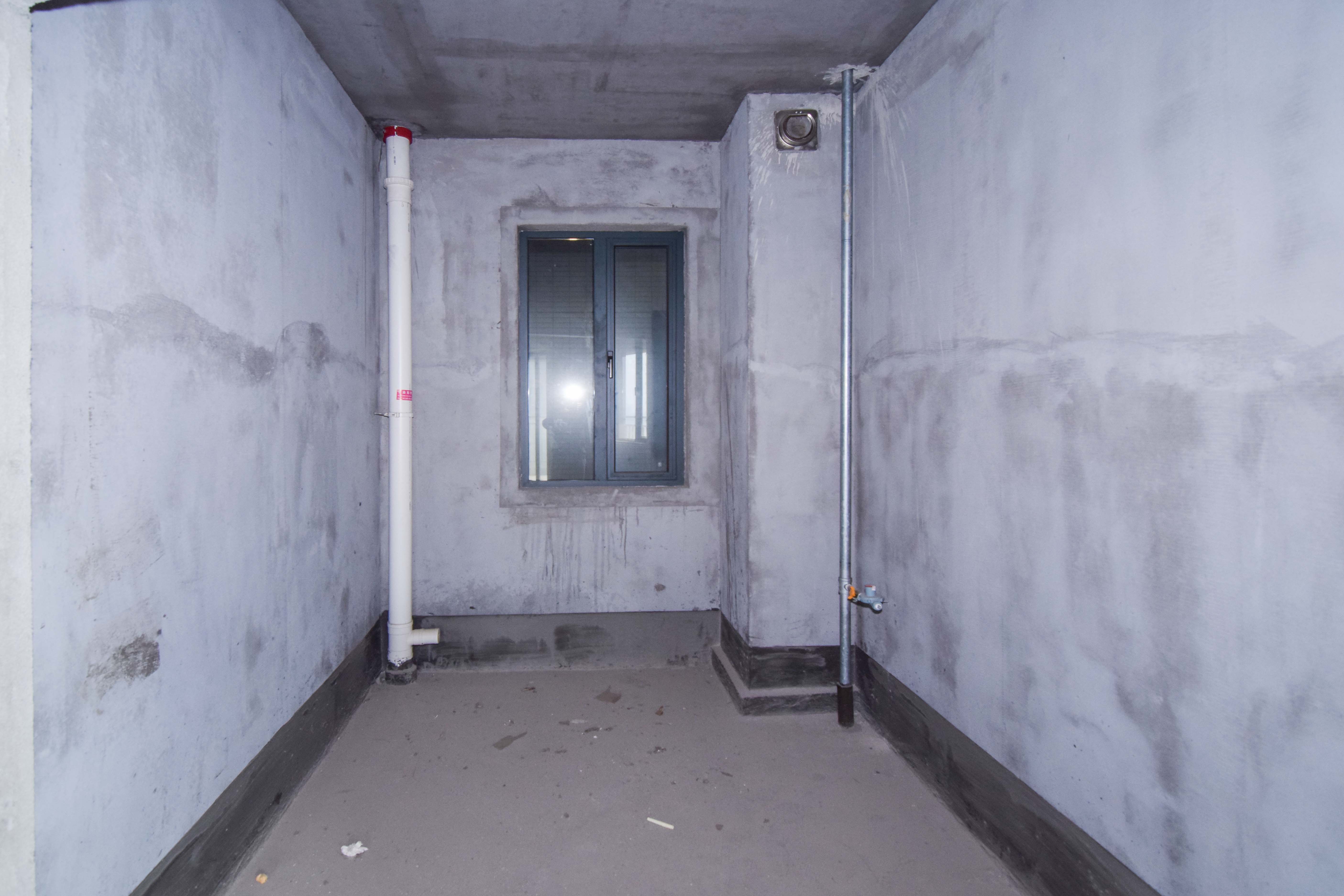 凯尔花缇紫郡  4室2厅2卫    90.0万 凯尔花缇紫郡  4室2厅2卫    90.0万厨房