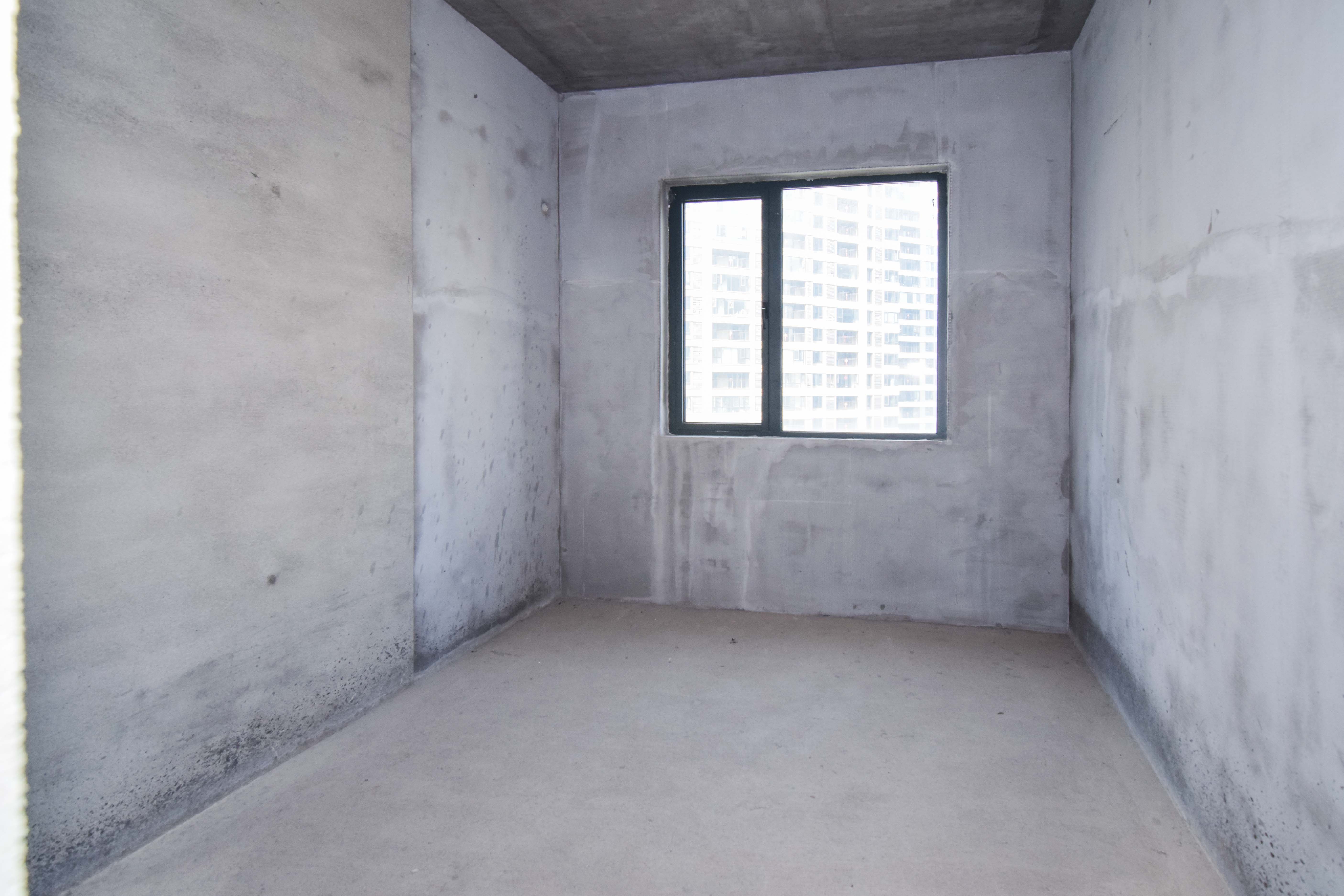 凯尔花缇紫郡  4室2厅2卫    90.0万 凯尔花缇紫郡  4室2厅2卫    90.0万卧室