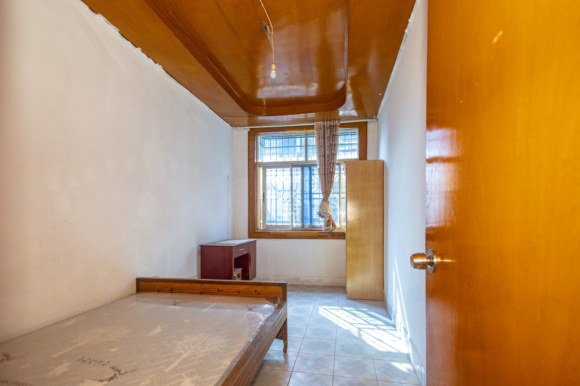 星沙一区 6室3厅3卫 168.0万 星沙一区 6室3厅3卫 168.0万卧室