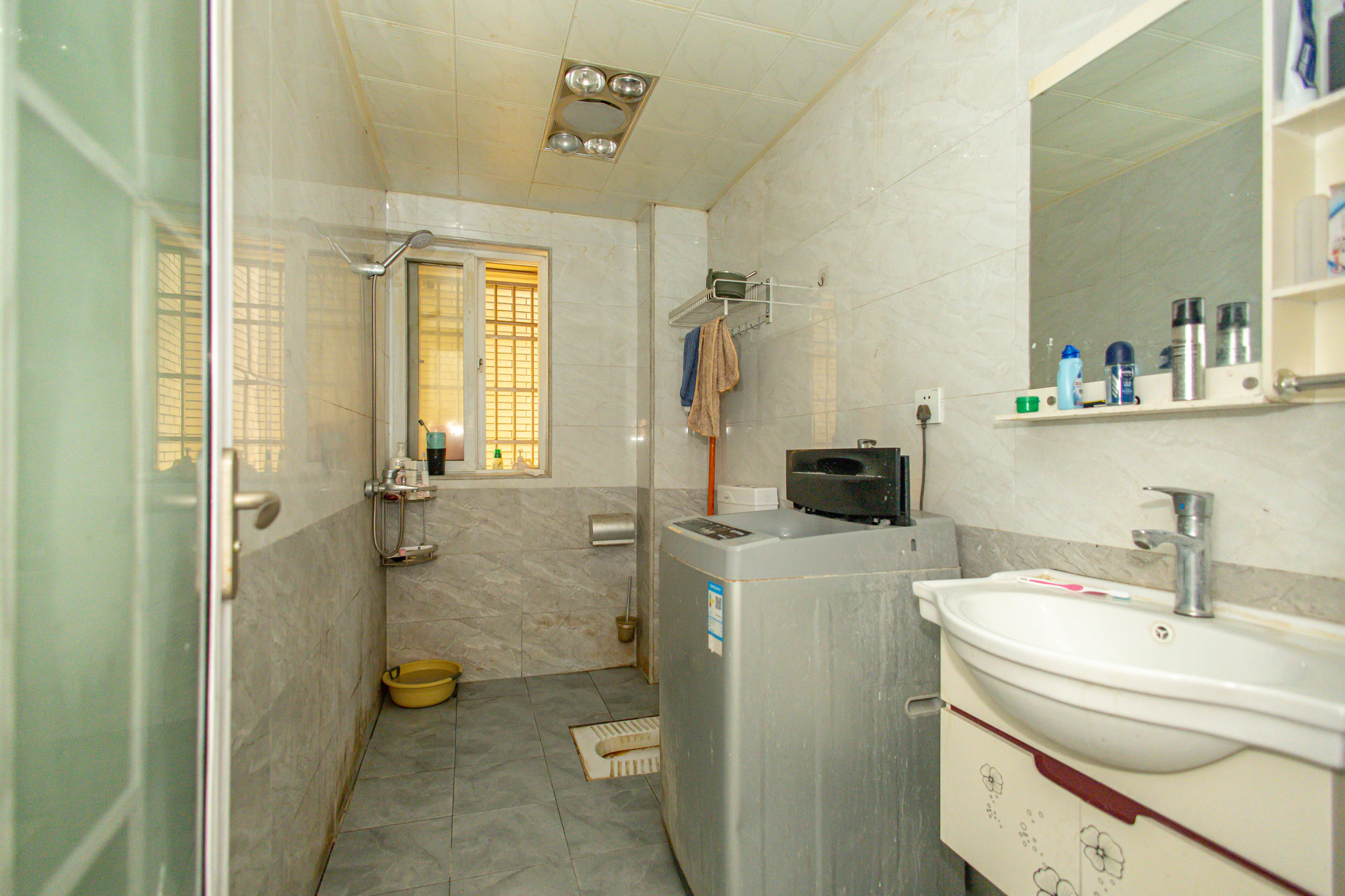 楚天世纪城东苑 3室2厅2卫 63.8万 楚天世纪城东苑 3室2厅2卫 63.8万卫生间