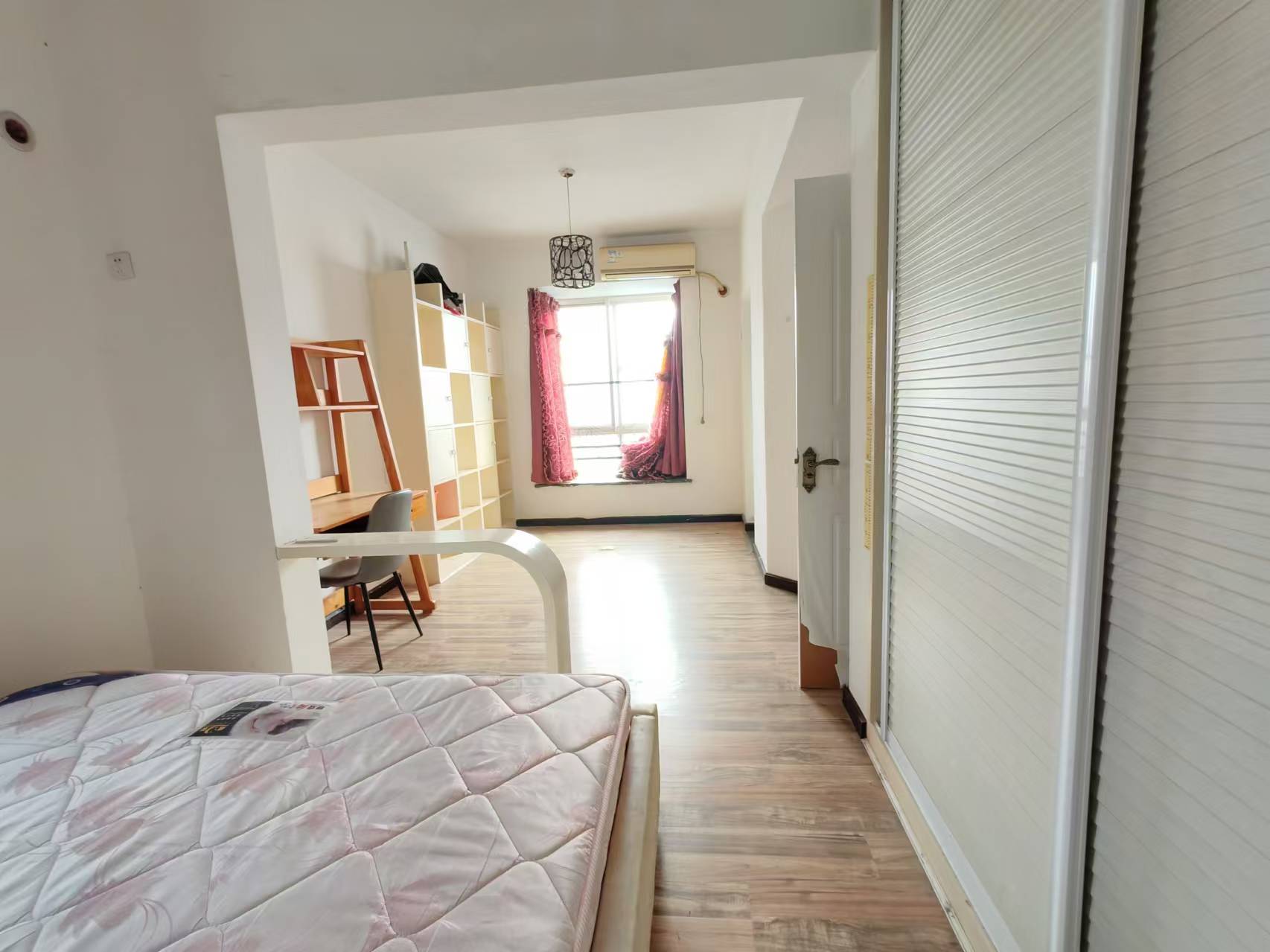 东门壹号家园 3室2厅2卫 3000.0元/月 东门壹号家园 3室2厅2卫 3000.0元/月室内图