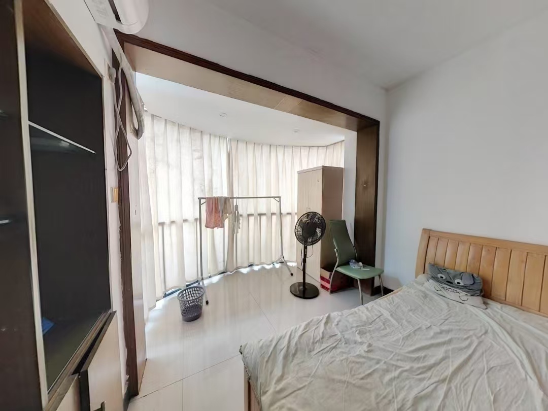 银力家园  3室2厅2卫   2800.00元/月室内图