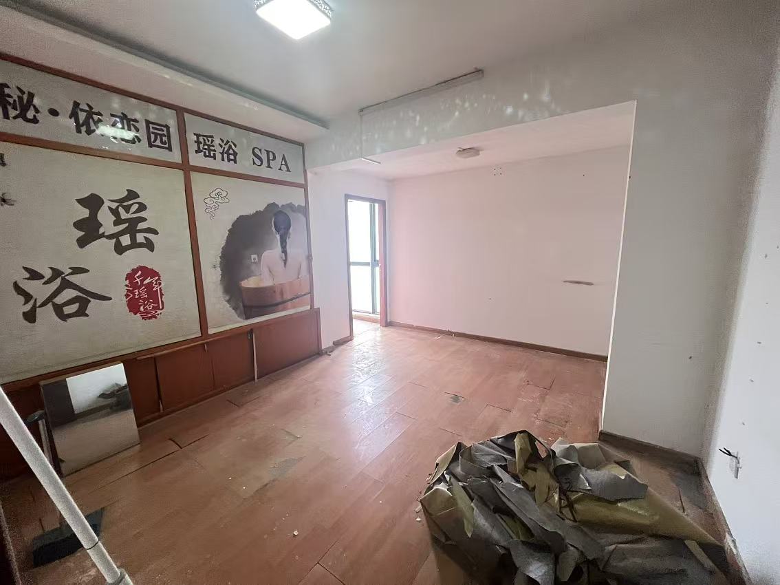 上东印象 4室1厅4卫 2900.0元/月 上东印象 4室1厅4卫 2900.0元/月室内图