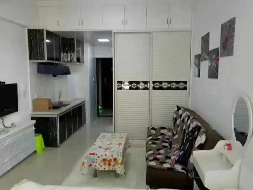 五洲富隆中心 1室1厅1卫 1000.0元/月 五洲富隆中心 1室1厅1卫 1000.0元/月室内图